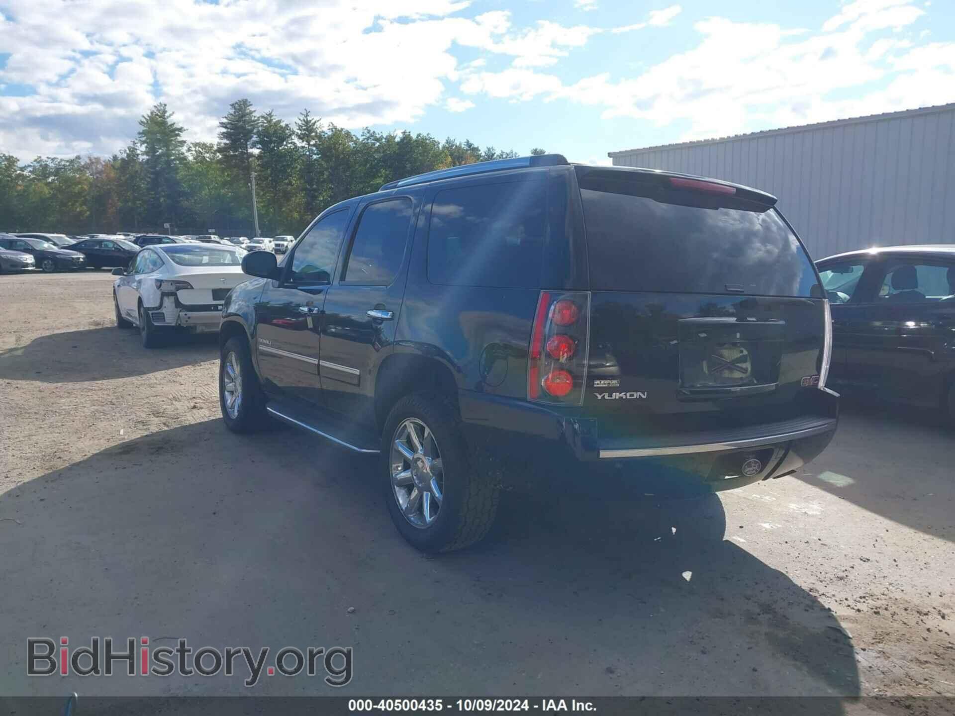 2011 GMC YUKON - VIN: 1GKS2EEF0BR356142 - Фото 3