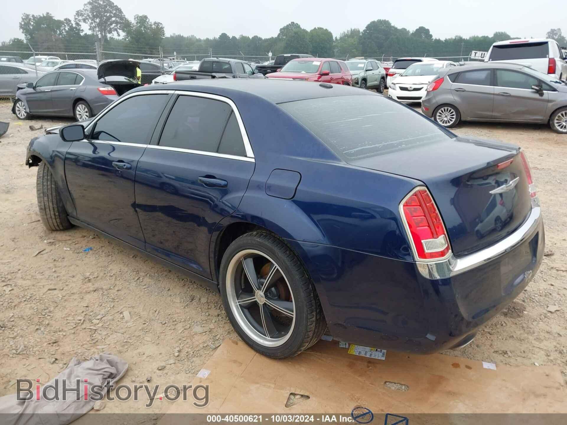 2013 CHRYSLER 300 - VIN: 2C3CCAAG1DH739082 - Фото 3