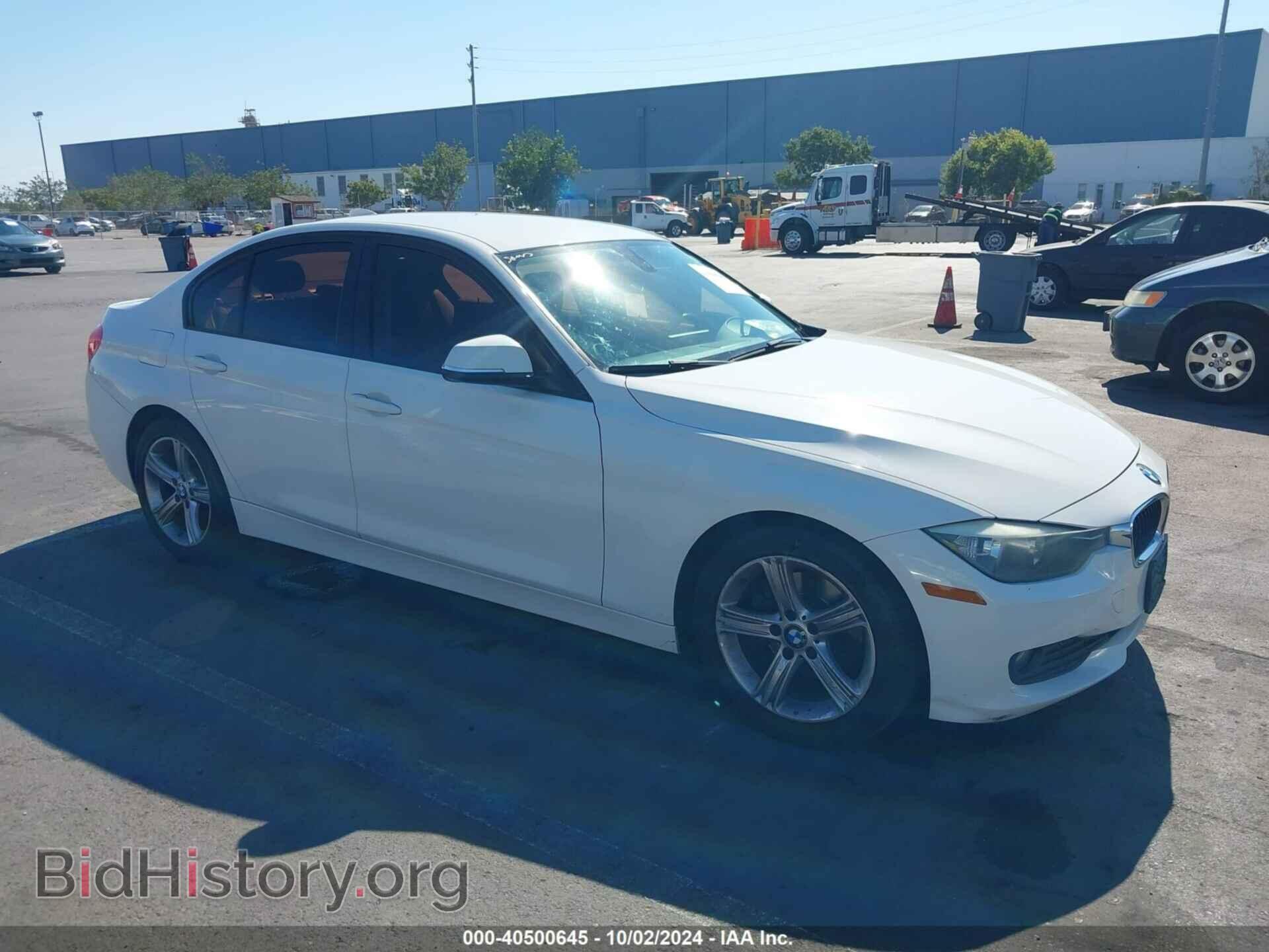 Фотография WBA3B1C55DK128312 - BMW 320I 2013