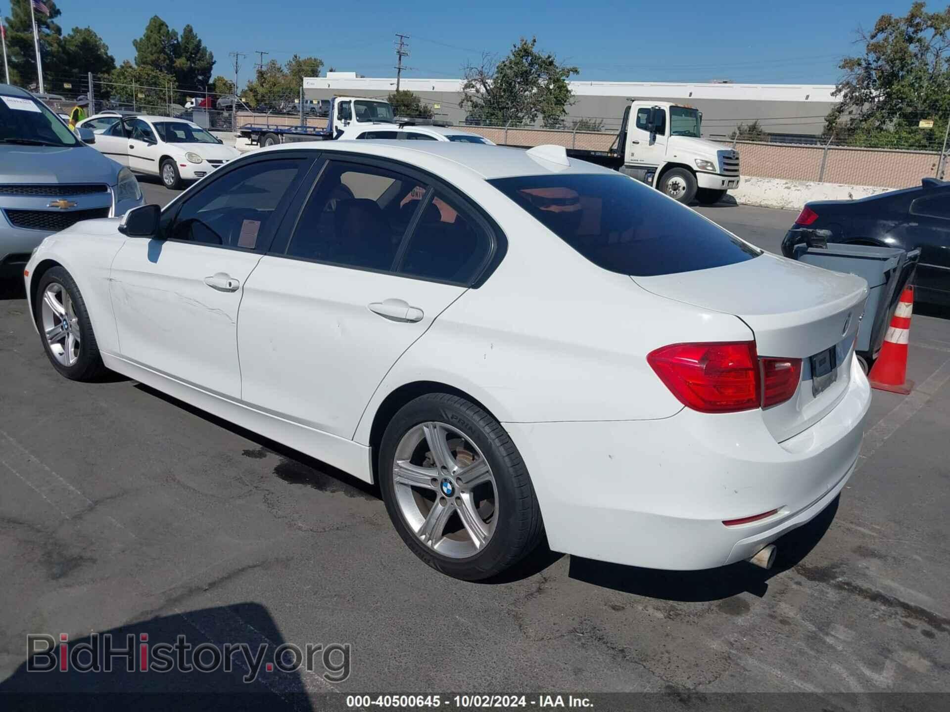 2013 BMW 320I - VIN: WBA3B1C55DK128312 - Фото 3