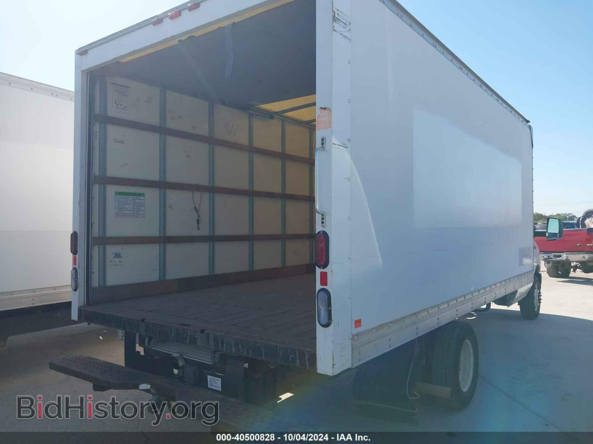 2017 FORD E-350 CUTAWAY - VIN: 1FDWE3FS4HDC16892 - Фото 4