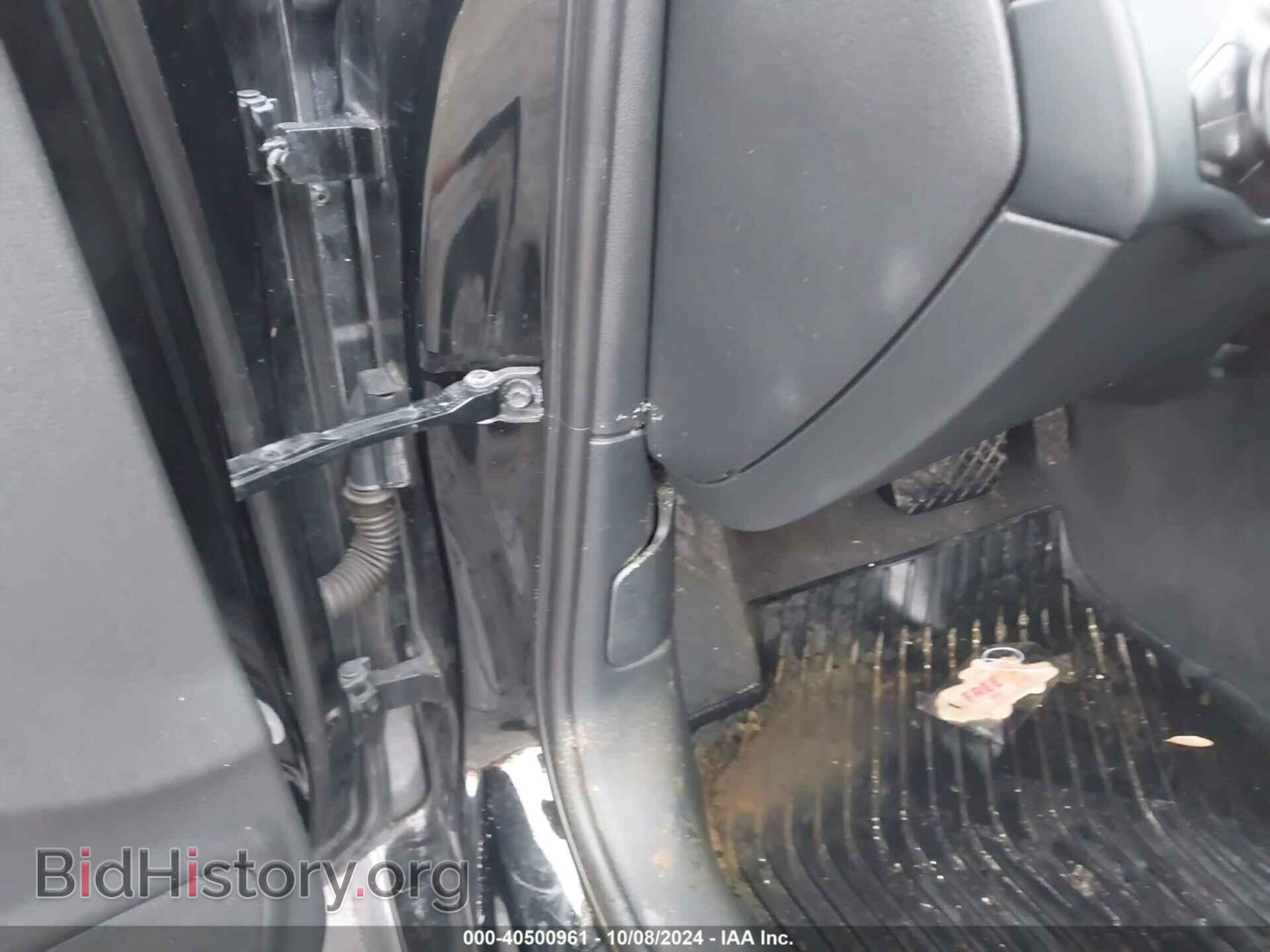 2015 AUDI A4 - VIN: WAUFFAFL4FN045600 - Фото 6