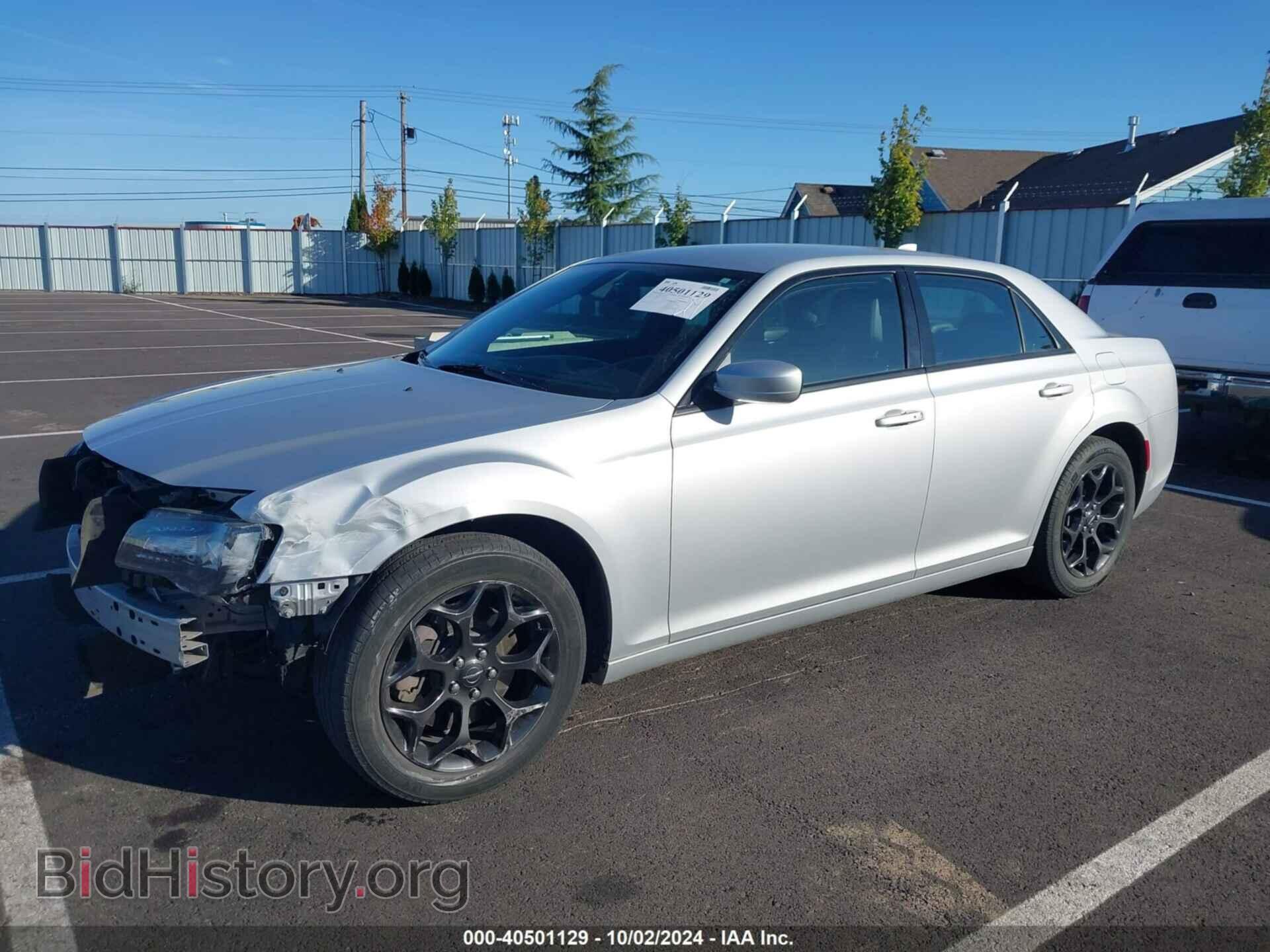 2020 CHRYSLER 300 - VIN: 2C3CCAGG2LH150984 - Фото 2