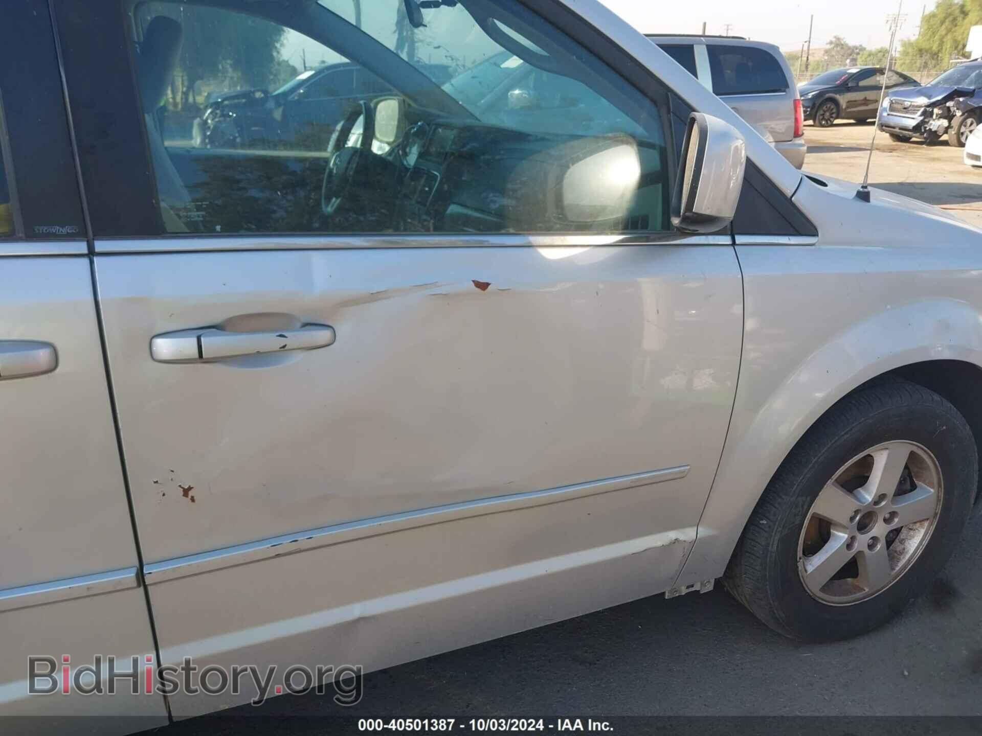 2011 DODGE GRAND CARAVAN - VIN: 2D4RN5DG4BR741082 - Фото 6
