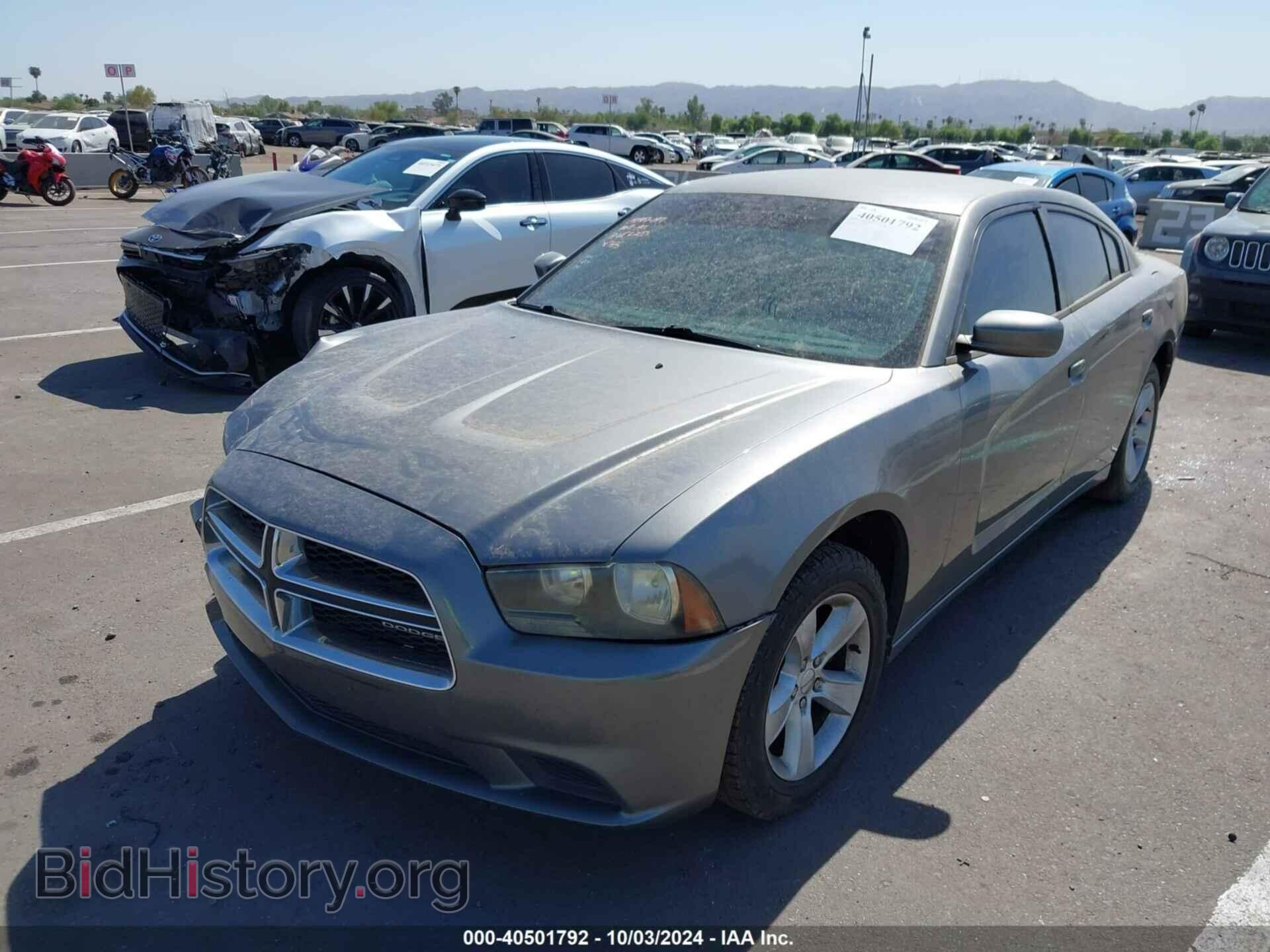 2011 DODGE CHARGER - VIN: 2B3CL3CG3BH608755 - Фото 2