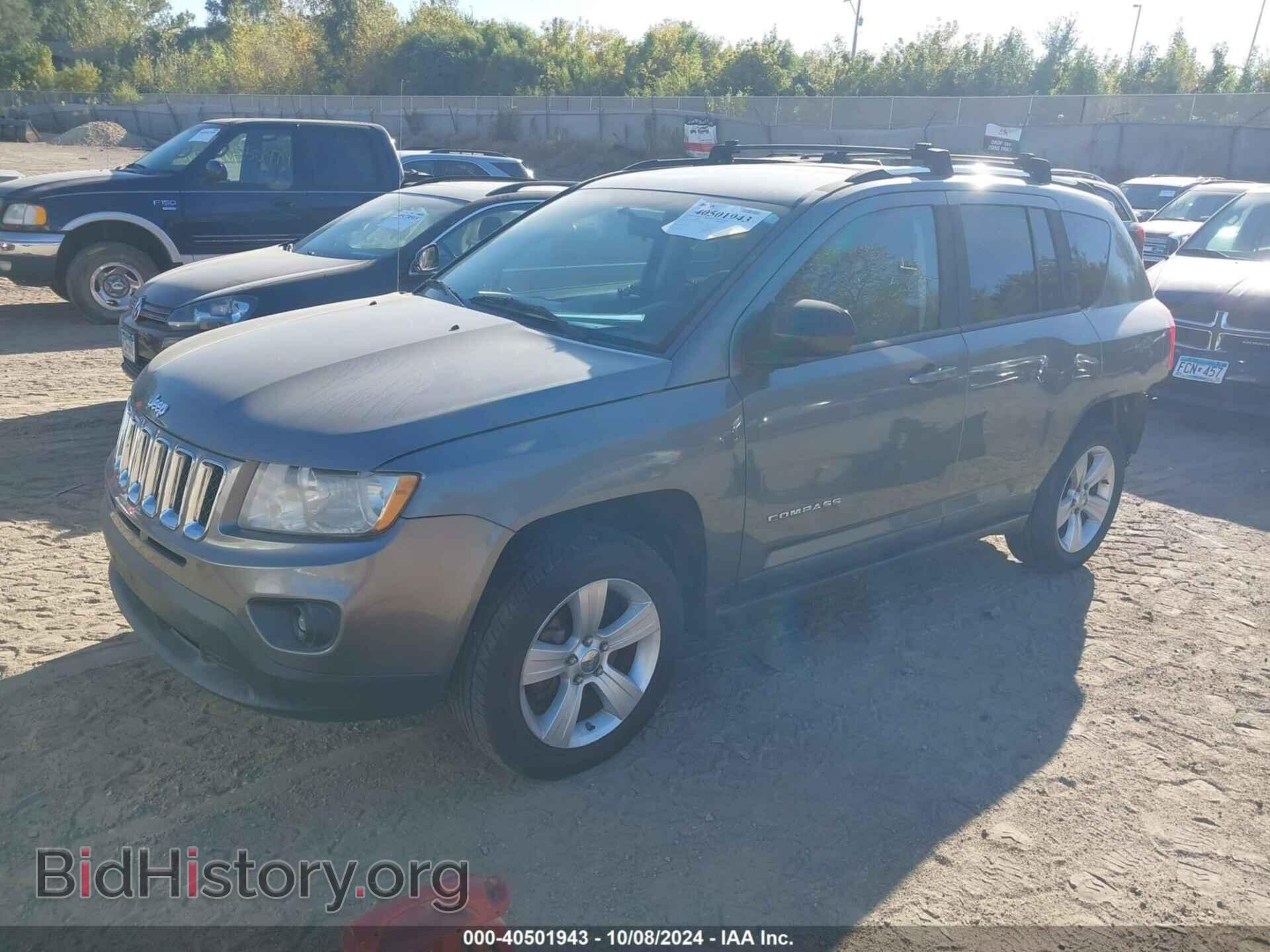 2011 JEEP COMPASS - VIN: 1J4NF1FB0BD263307 - Photo 2