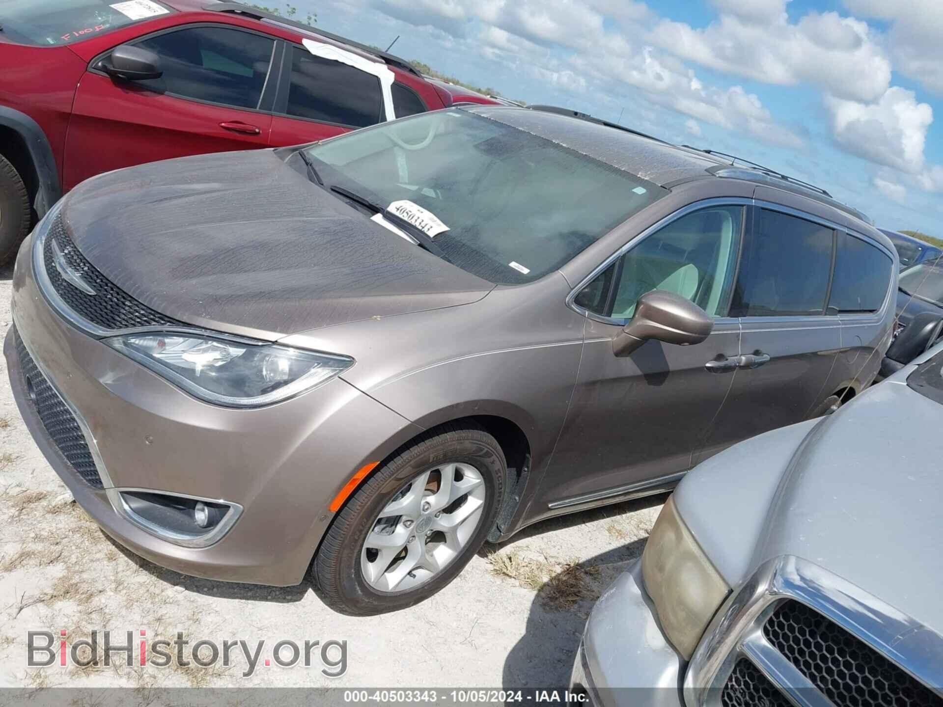 2017 CHRYSLER PACIFICA - VIN: 2C4RC1EG8HR670780 - Photo 2