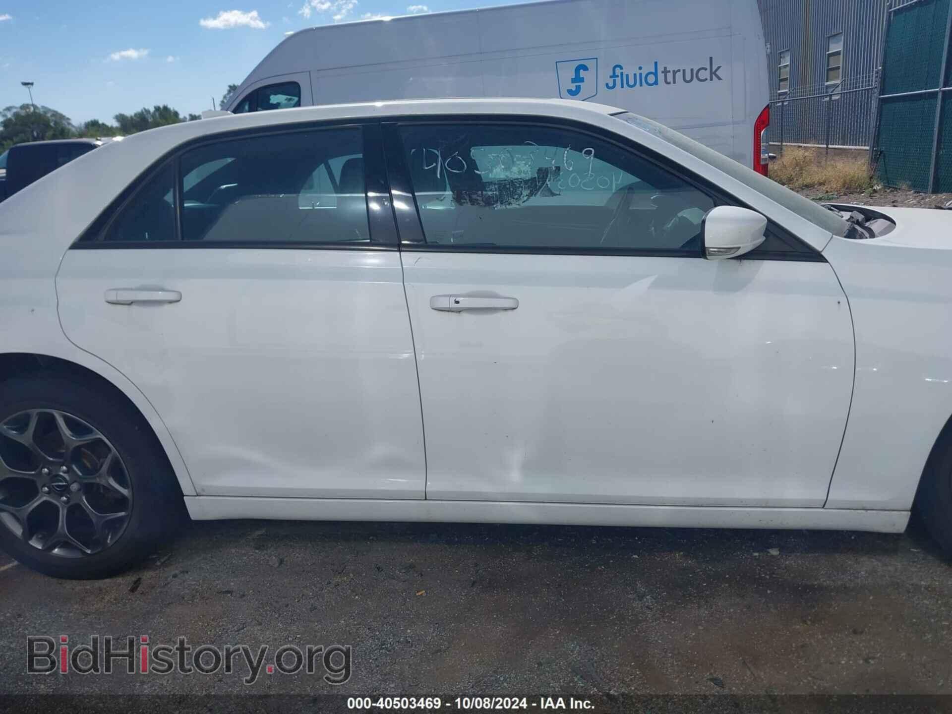 2018 CHRYSLER 300 - VIN: 2C3CCAGG9JH165818 - Фото 12