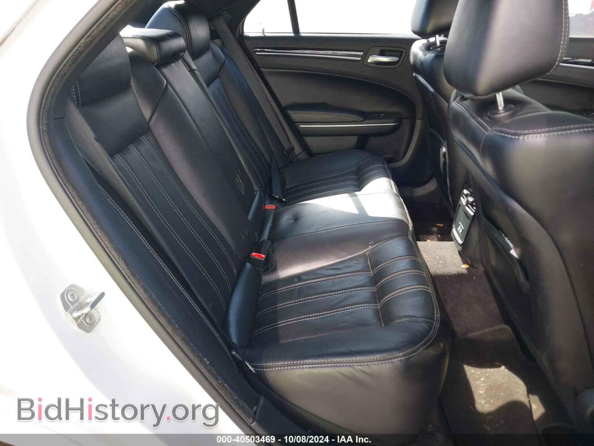2018 CHRYSLER 300 - VIN: 2C3CCAGG9JH165818 - Фото 8