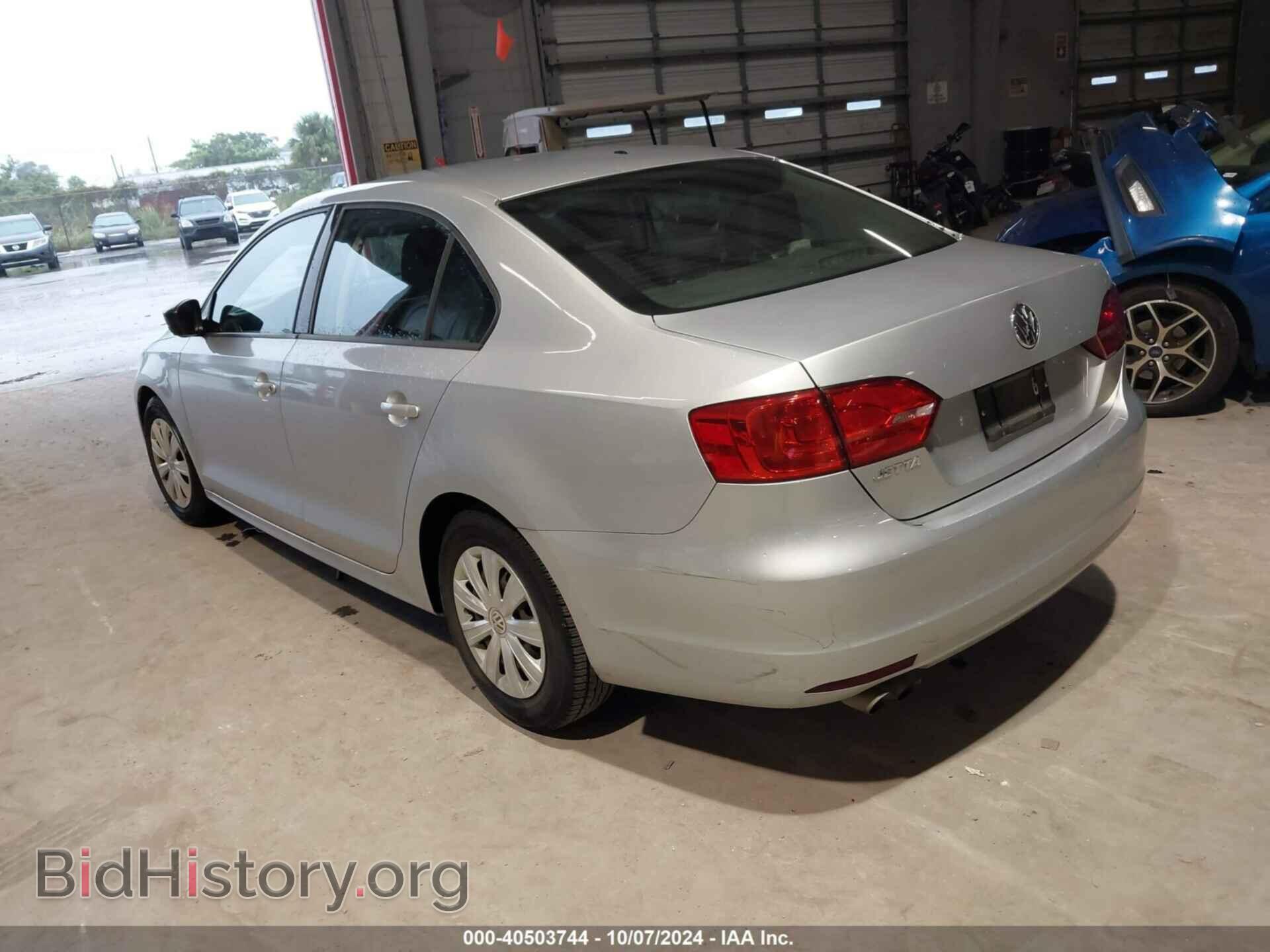 2014 VOLKSWAGEN JETTA - VIN: 3VW2K7AJ7EM392074 - Фото 3