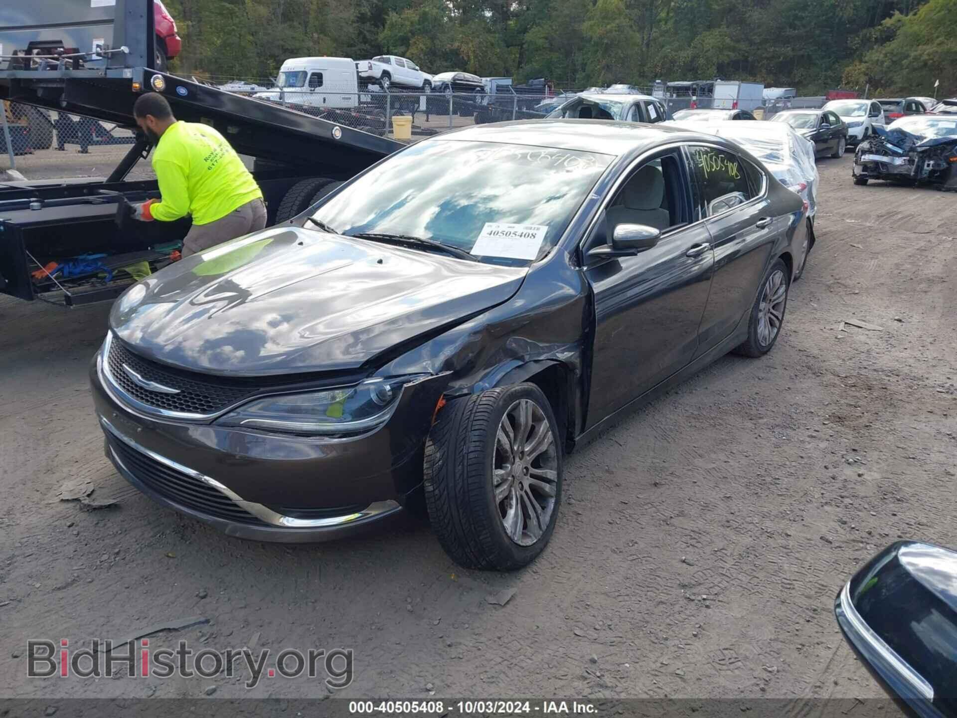 2015 CHRYSLER 200 - VIN: 1C3CCCAB5FN569142 - Фото 2