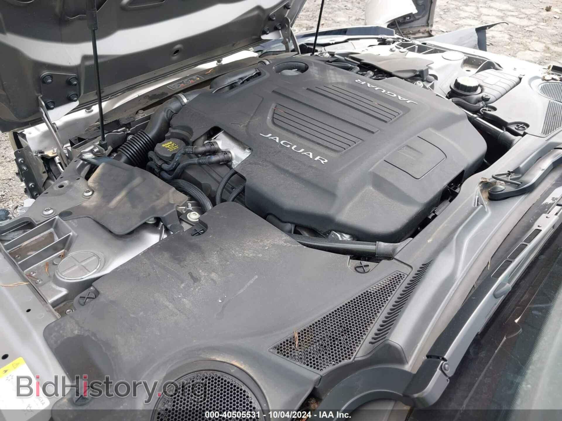 2019 JAGUAR F-TYPE - VIN: SAJD51EE7KCK61836 - Фото 10