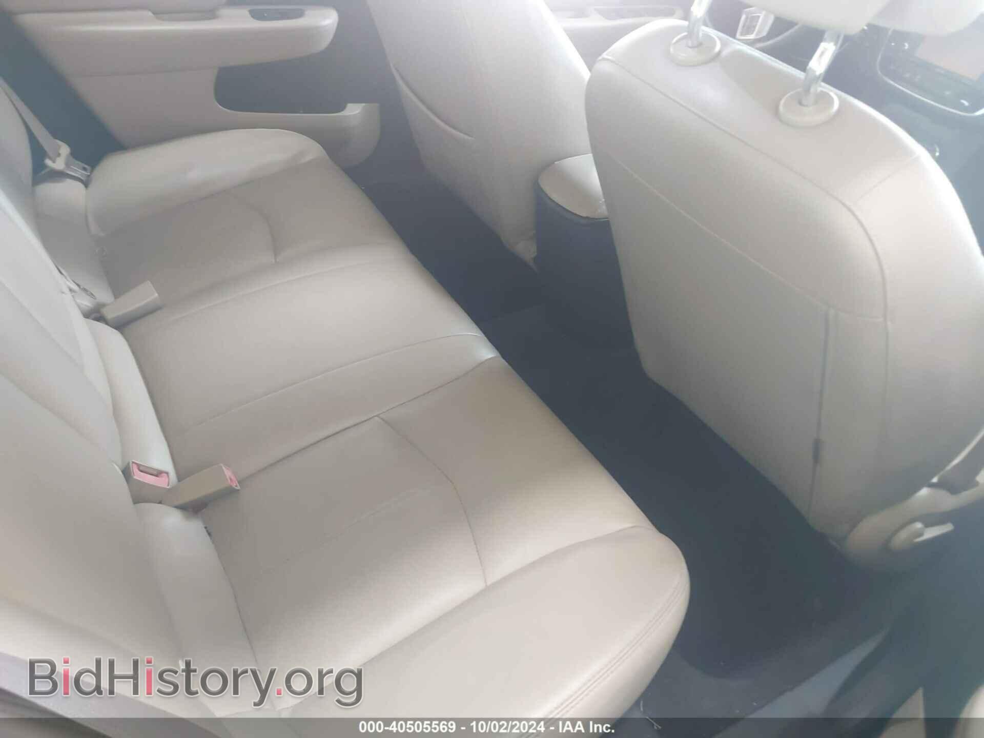 2012 CHRYSLER 200 - VIN: 1C3CCBCG7CN253997 - Фото 8