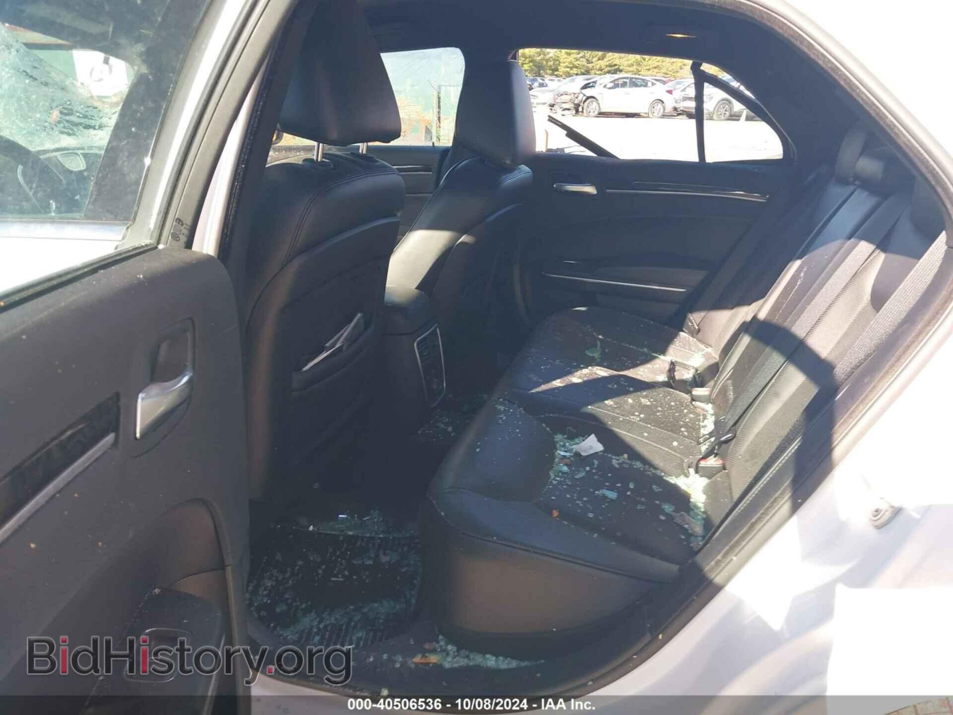 2013 CHRYSLER 300C - VIN: 2C3CCAKT5DH564539 - Фото 8