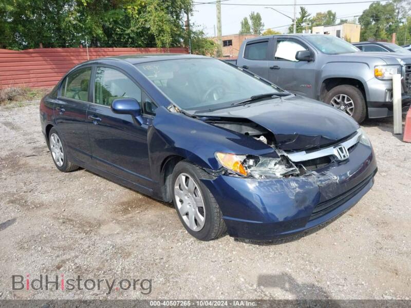 2007 Honda CIVIC LX (VIN 1HGFA16557L041136) — фото 1 из 11, IAAI, повреждение: передняя часть