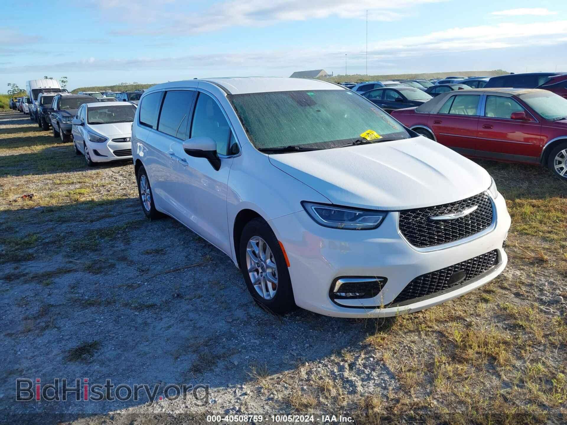 Фотография 2C4RC1FG2PR621927 - CHRYSLER PACIFICA 2023