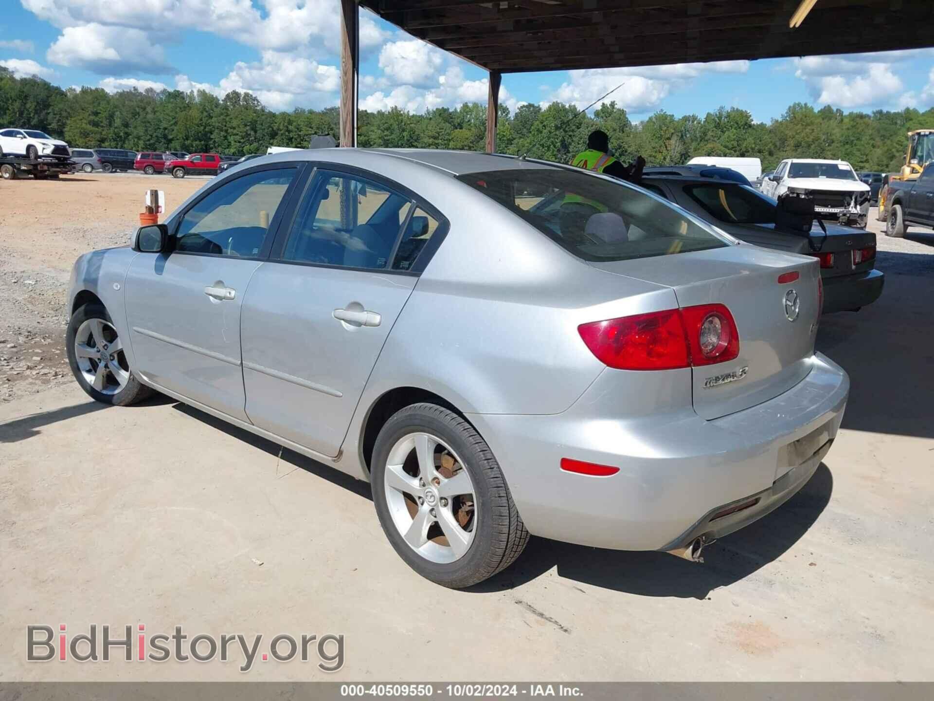 2006 MAZDA MAZDA3 - VIN: JM1BK12FX61503788 - Фото 3