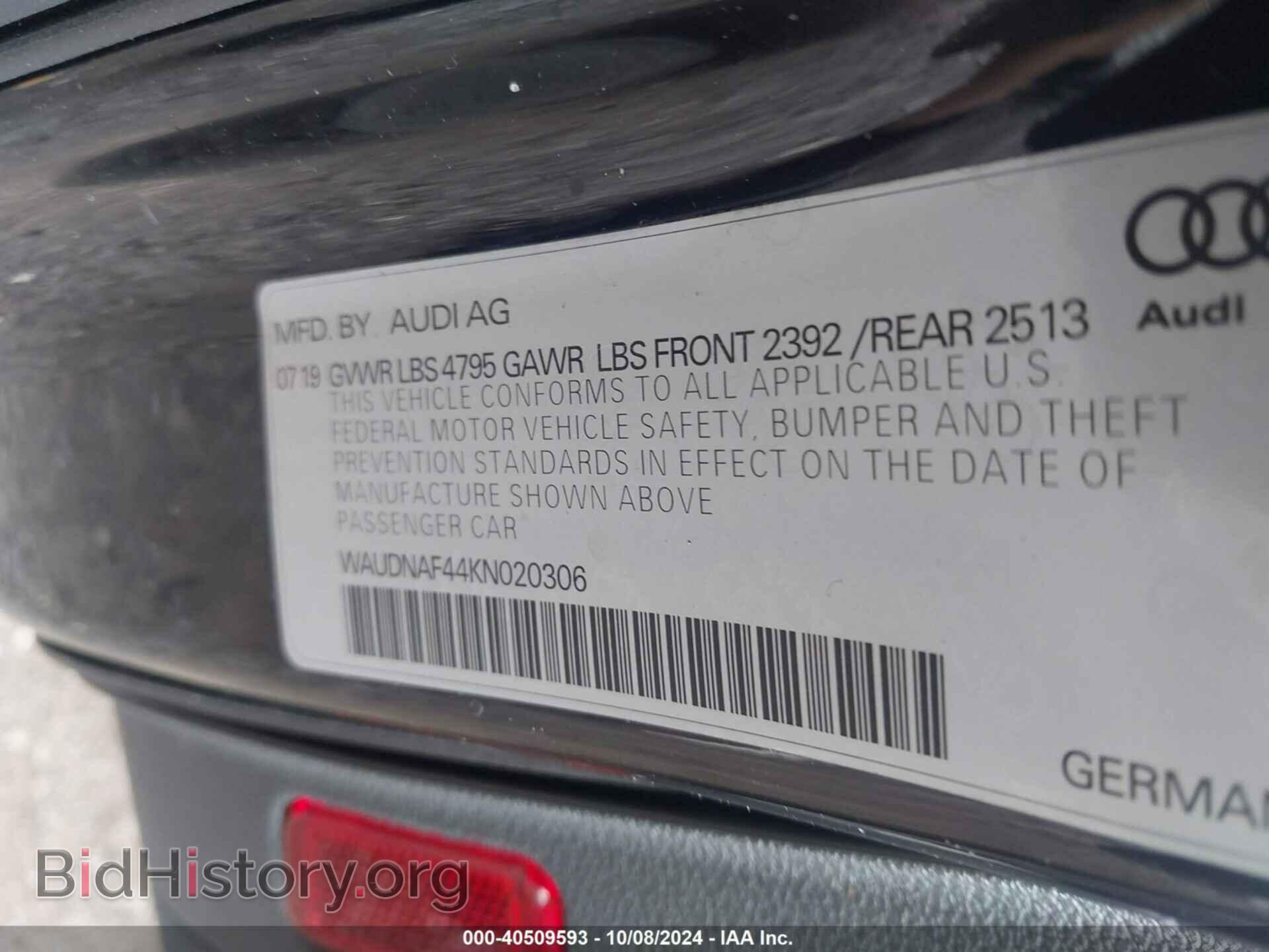 2019 AUDI A4 - VIN: WAUDNAF44KN020306 - Фото 9