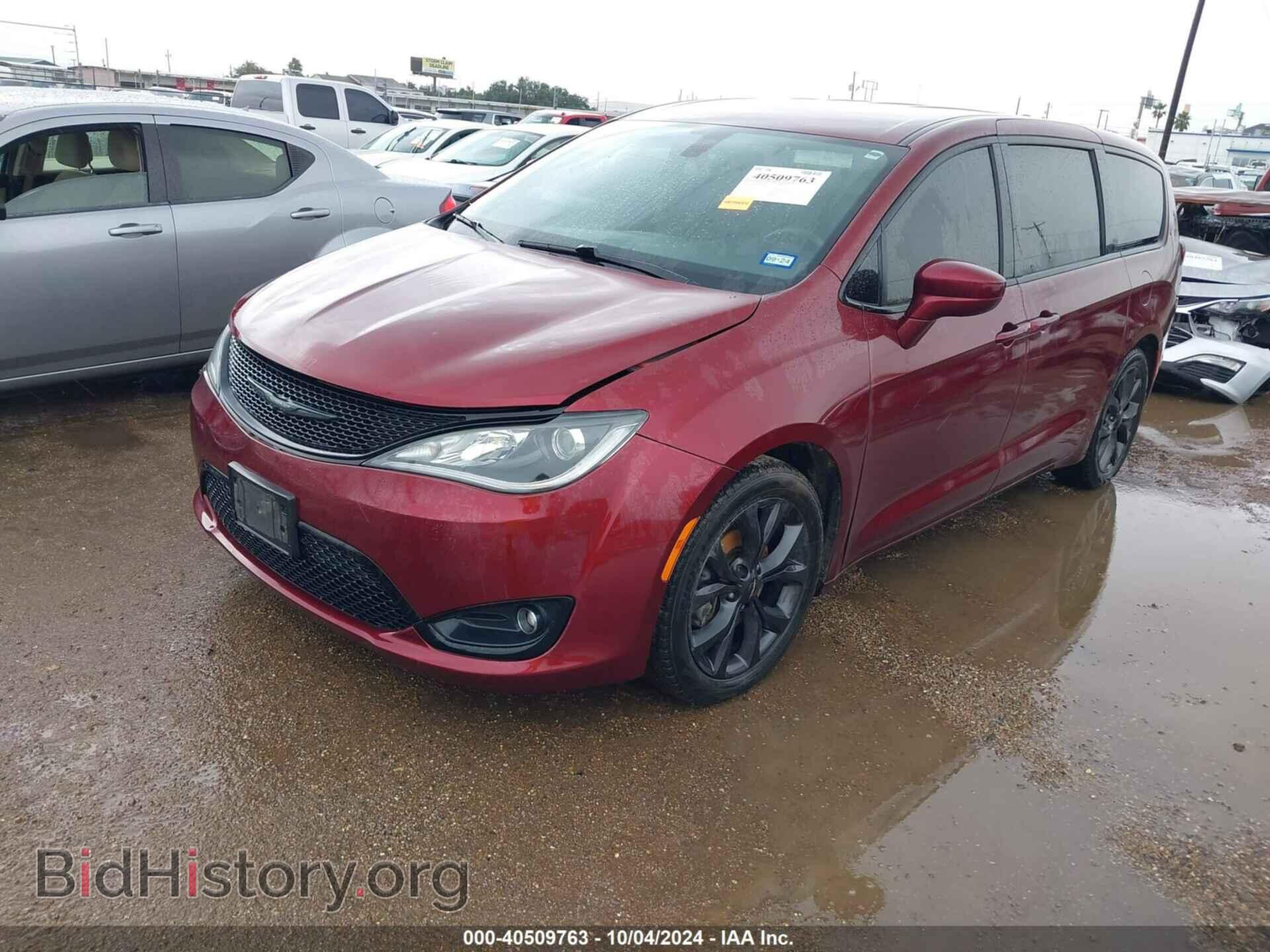 2018 CHRYSLER PACIFICA - VIN: 2C4RC1FGXJR361848 - Photo 2