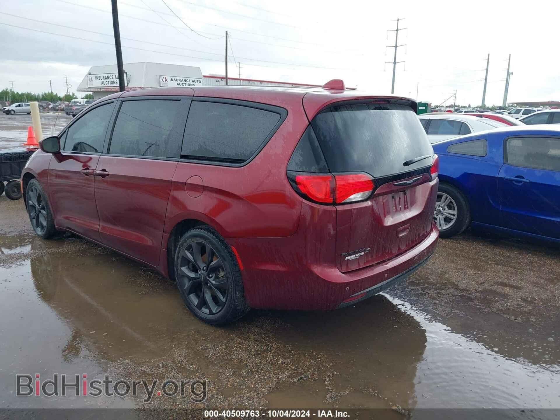 2018 CHRYSLER PACIFICA - VIN: 2C4RC1FGXJR361848 - Photo 3
