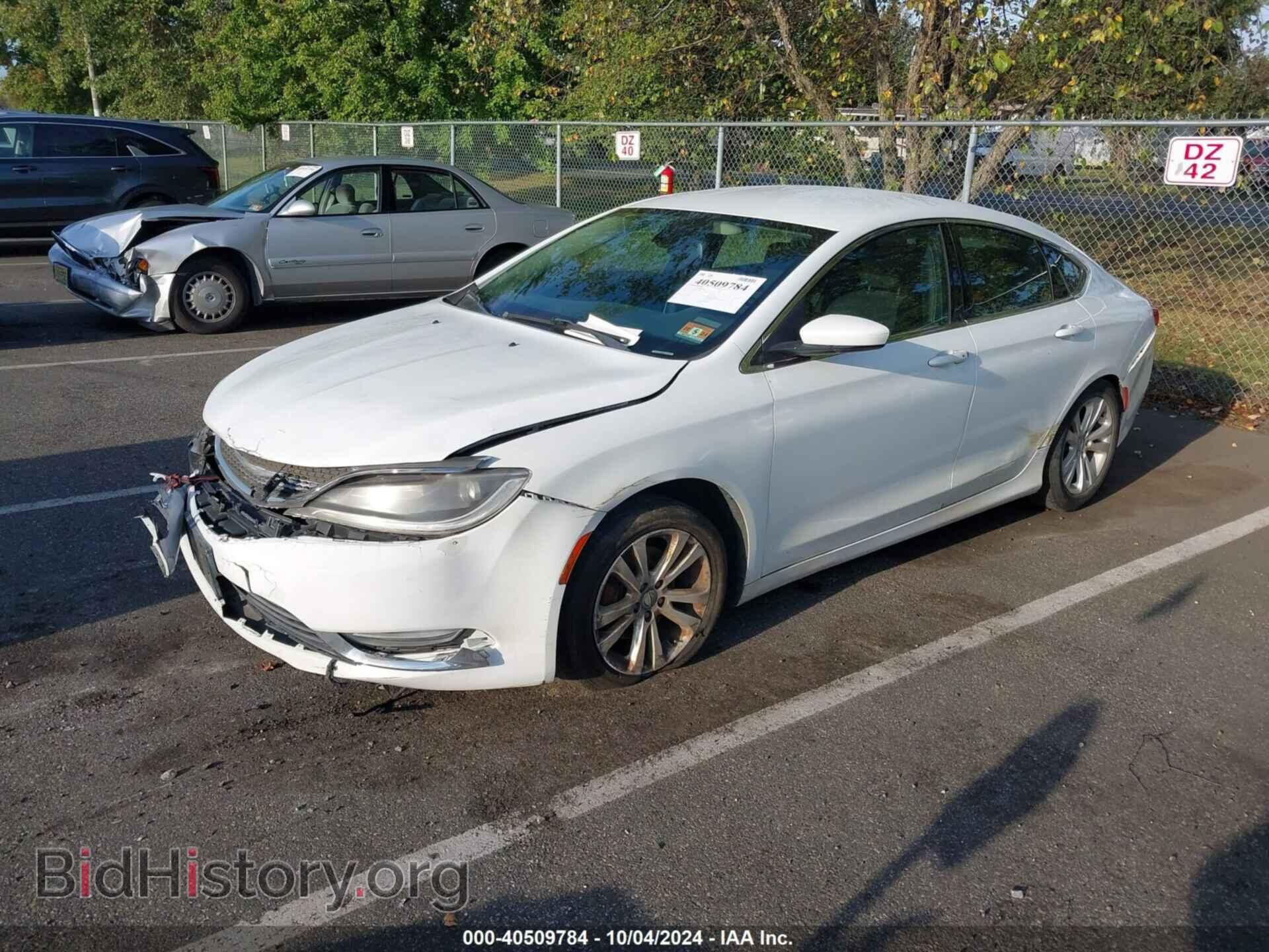 2015 CHRYSLER 200 - VIN: 1C3CCCAB8FN744872 - Фото 2