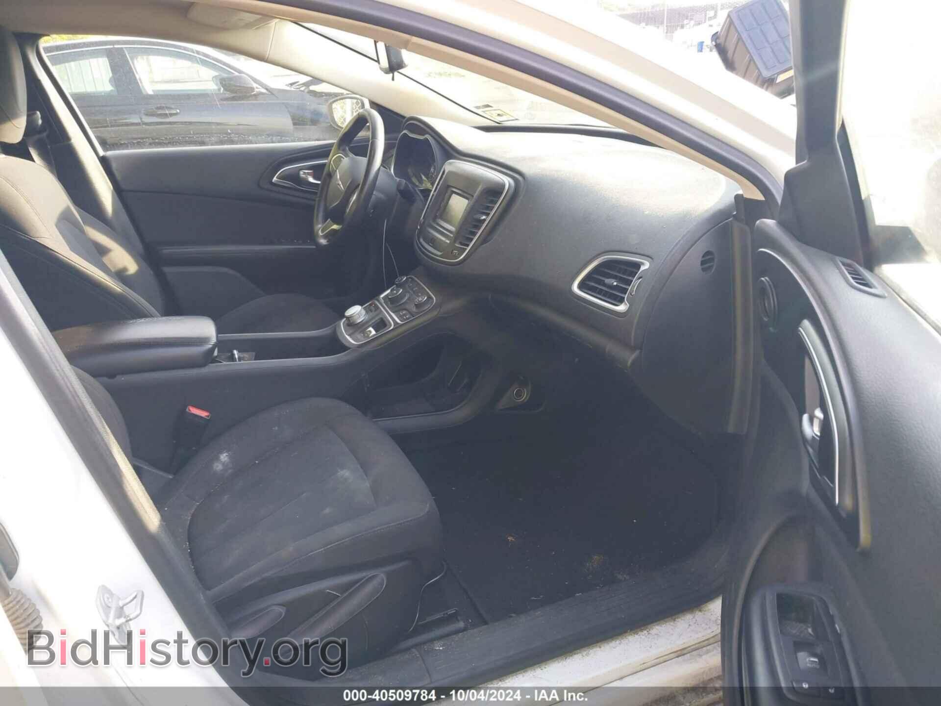 2015 CHRYSLER 200 - VIN: 1C3CCCAB8FN744872 - Фото 5
