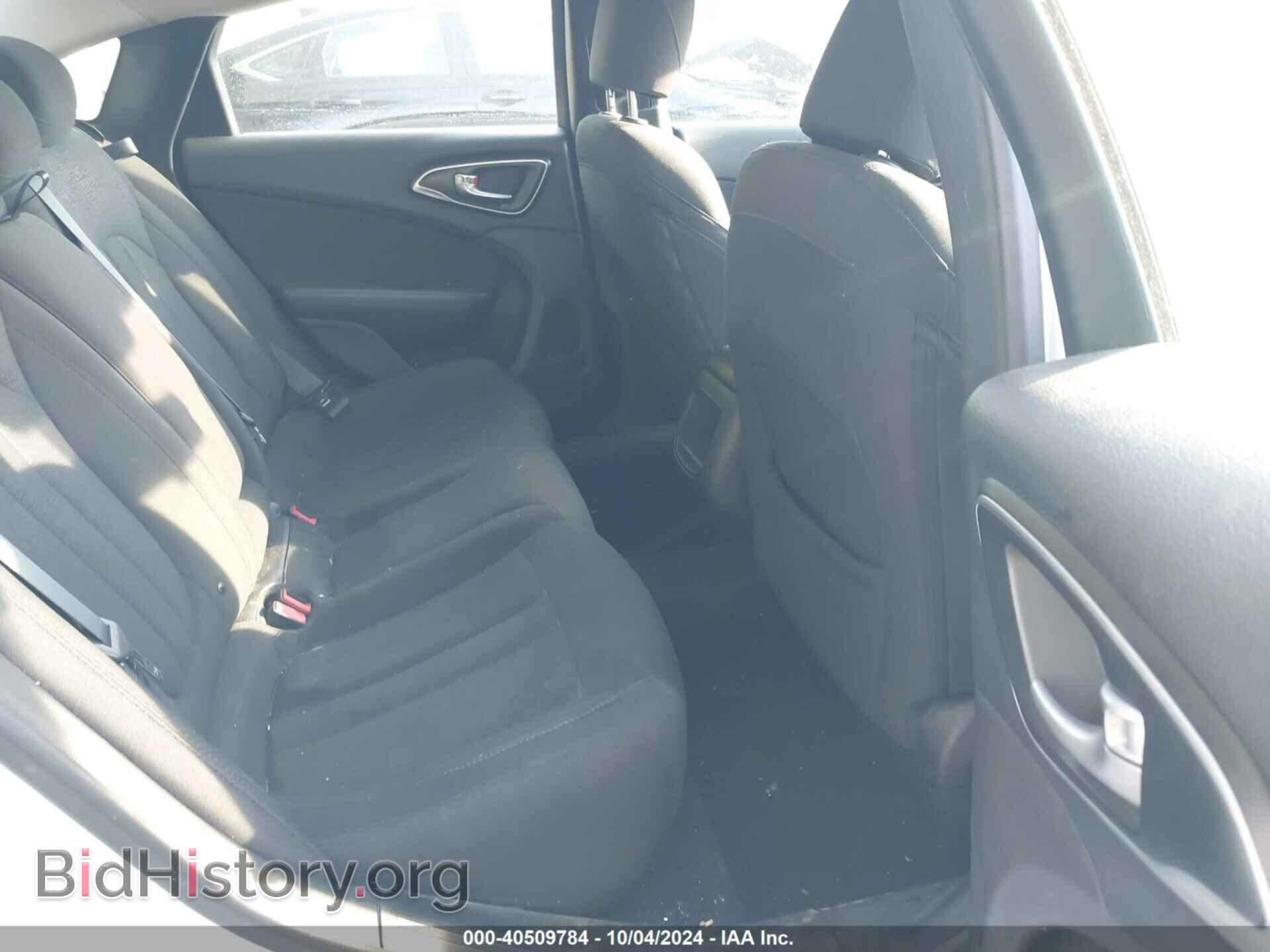 2015 CHRYSLER 200 - VIN: 1C3CCCAB8FN744872 - Фото 8