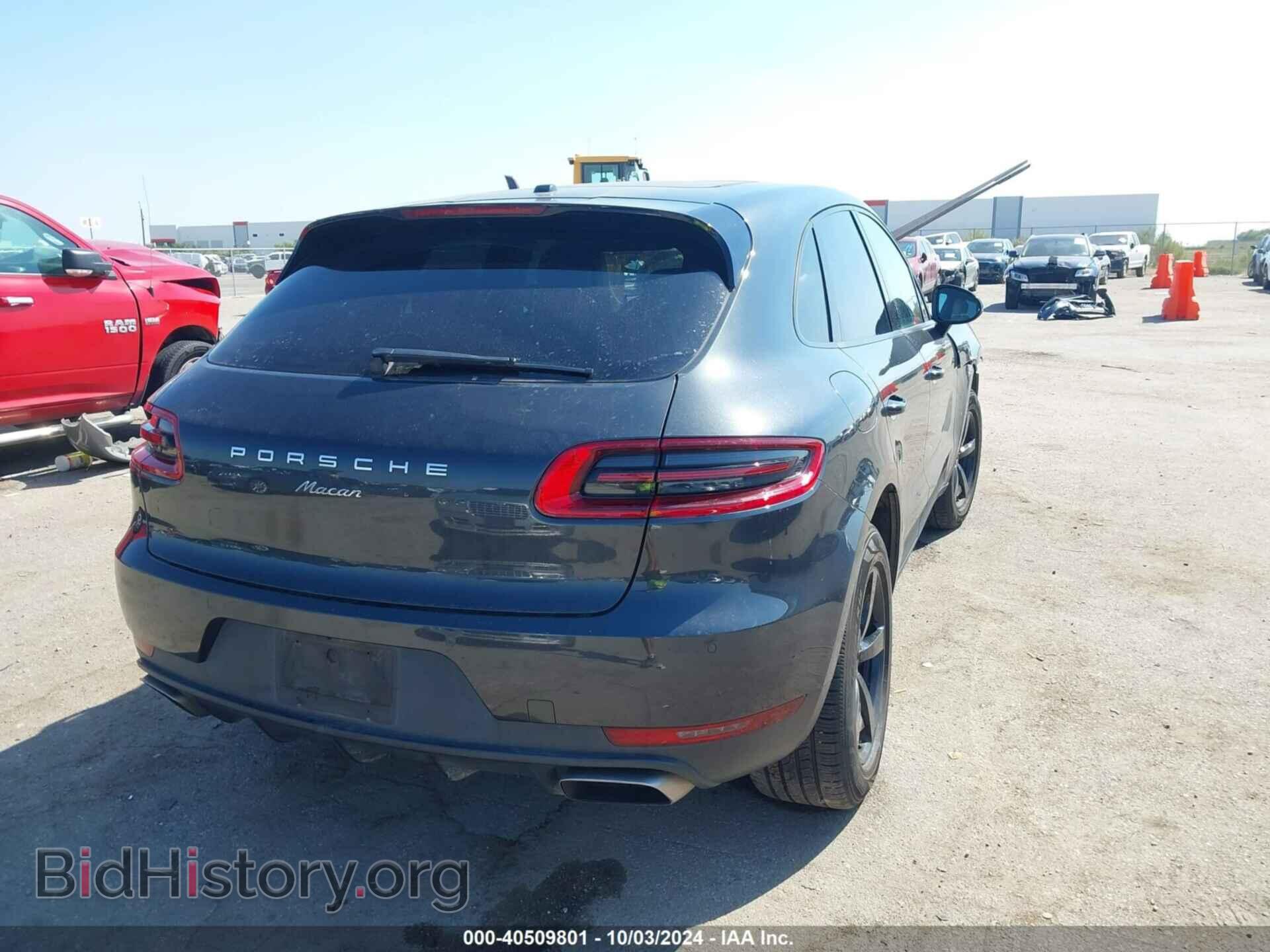 2017 PORSCHE MACAN - VIN: WP1AA2A59HLB07631 - Photo 4