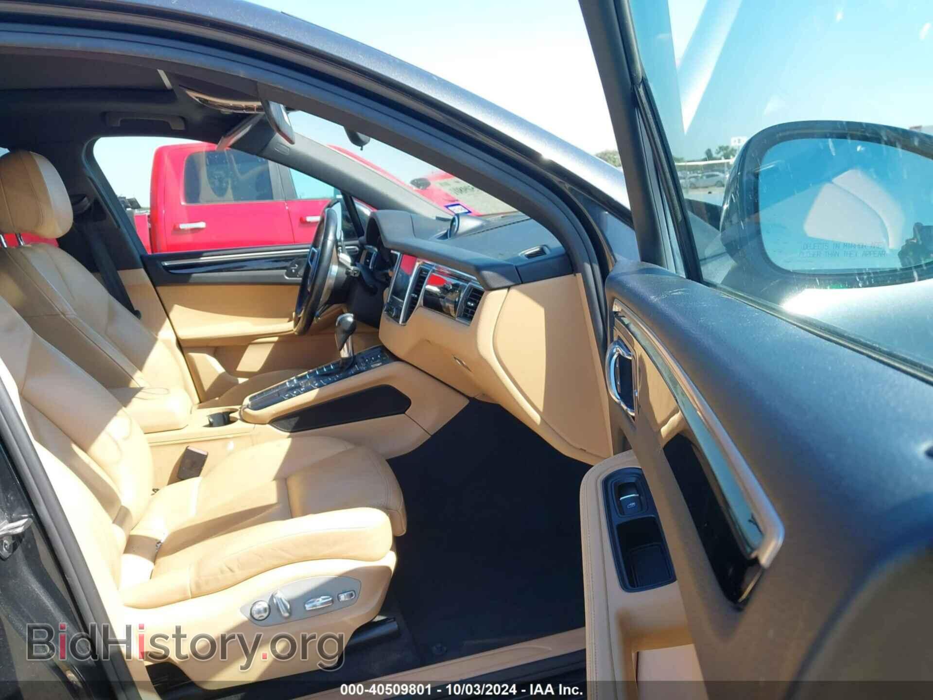 2017 PORSCHE MACAN - VIN: WP1AA2A59HLB07631 - Photo 5