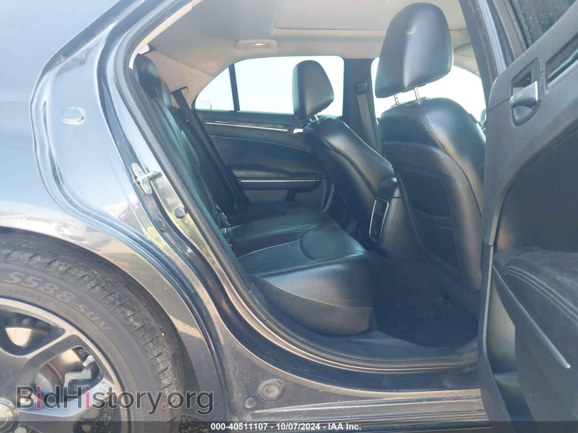 2016 CHRYSLER 300 - VIN: 2C3CCAAGXGH211982 - Фото 8