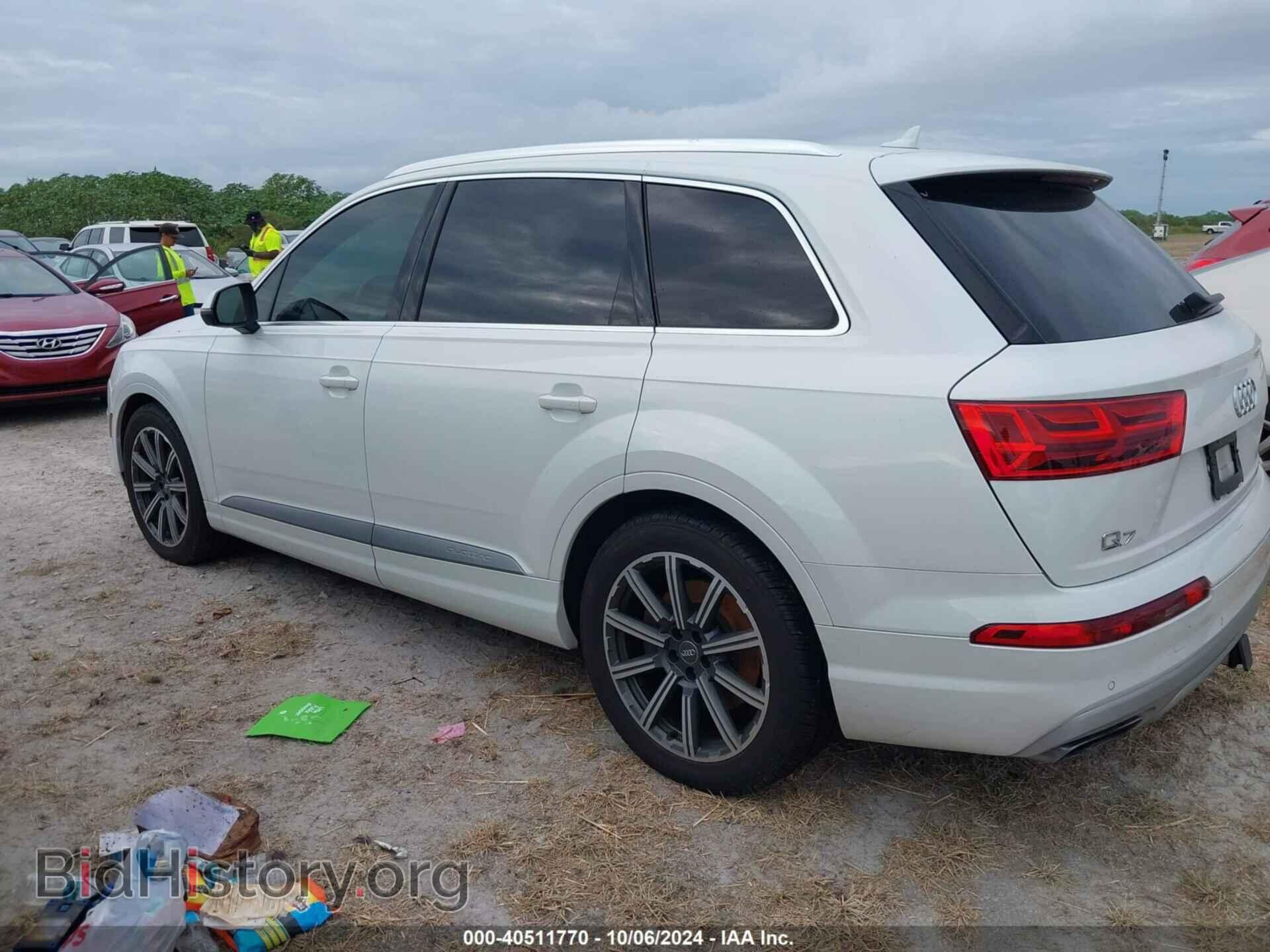 2017 AUDI Q7 - VIN: WA1VAAF79HD028164 - Фото 3