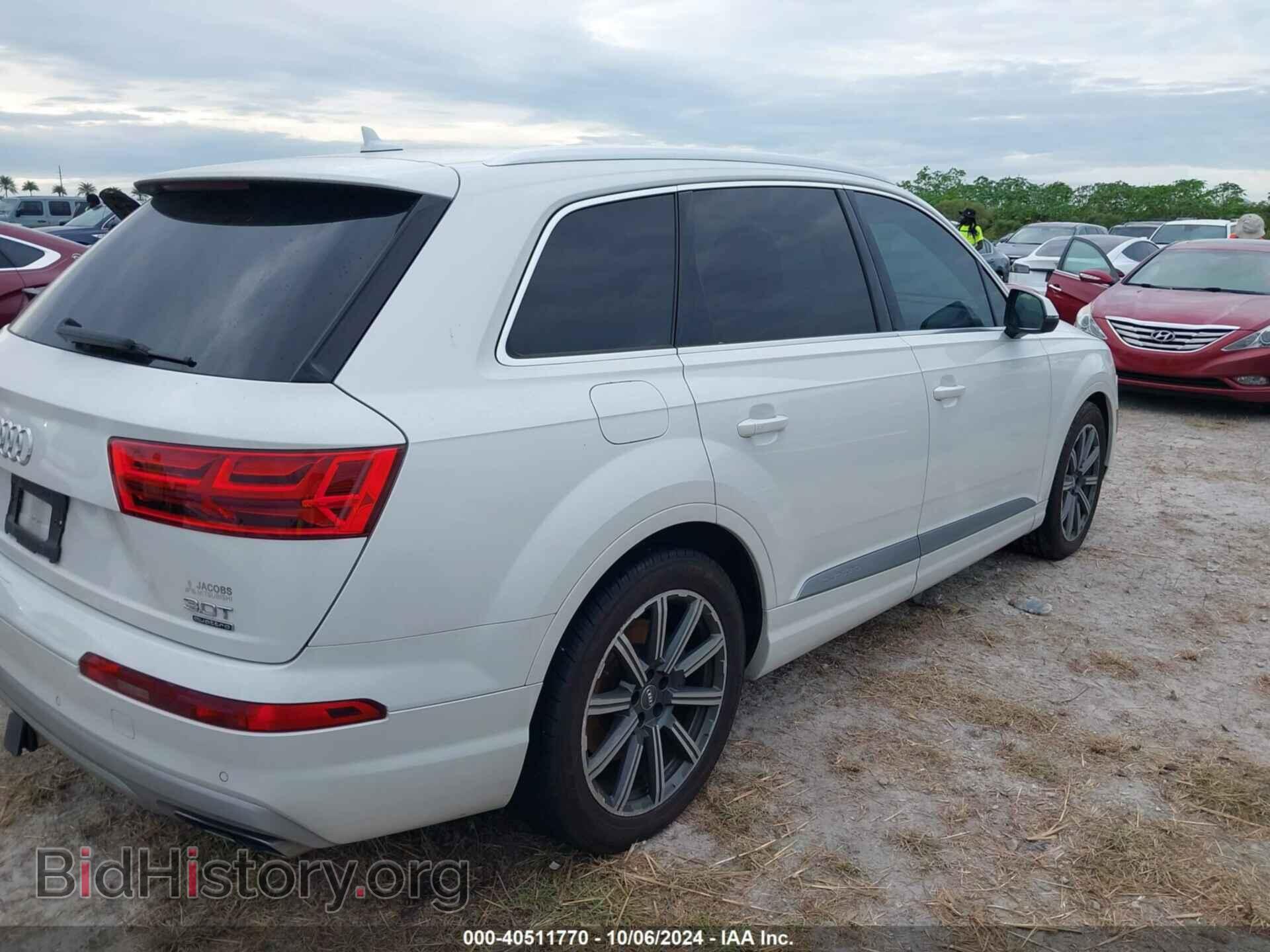 2017 AUDI Q7 - VIN: WA1VAAF79HD028164 - Фото 4