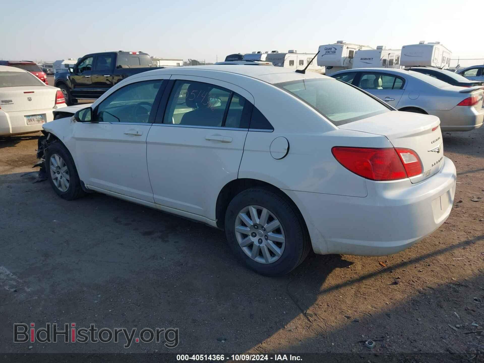 2010 CHRYSLER SEBRING - VIN: 1C3CC4FB8AN140407 - Фото 3