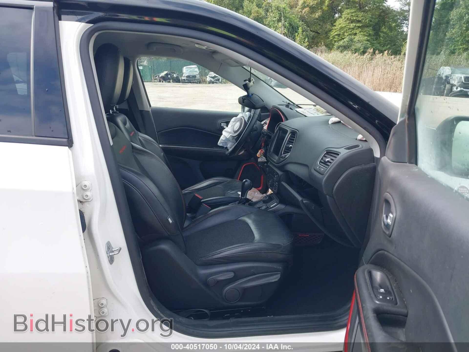 2019 JEEP COMPASS - VIN: 3C4NJDDB8KT686039 - Фото 5