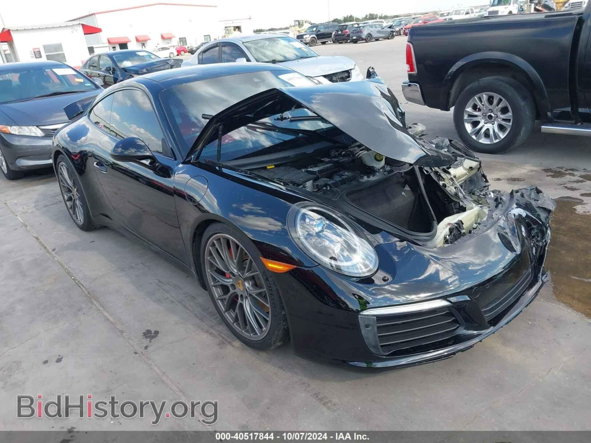 Фотография WP0AB2A95HS122182 - PORSCHE 911 2017