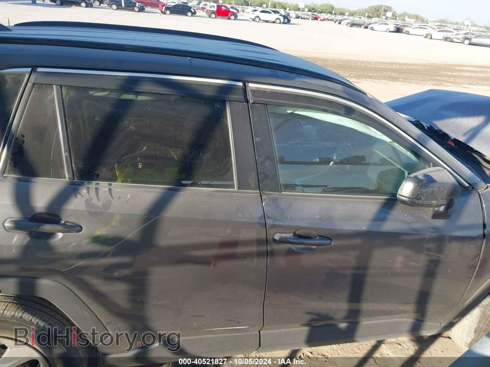 2021 TOYOTA RAV4 - VIN: 2T3H1RFV8MC137102 - Фото 13