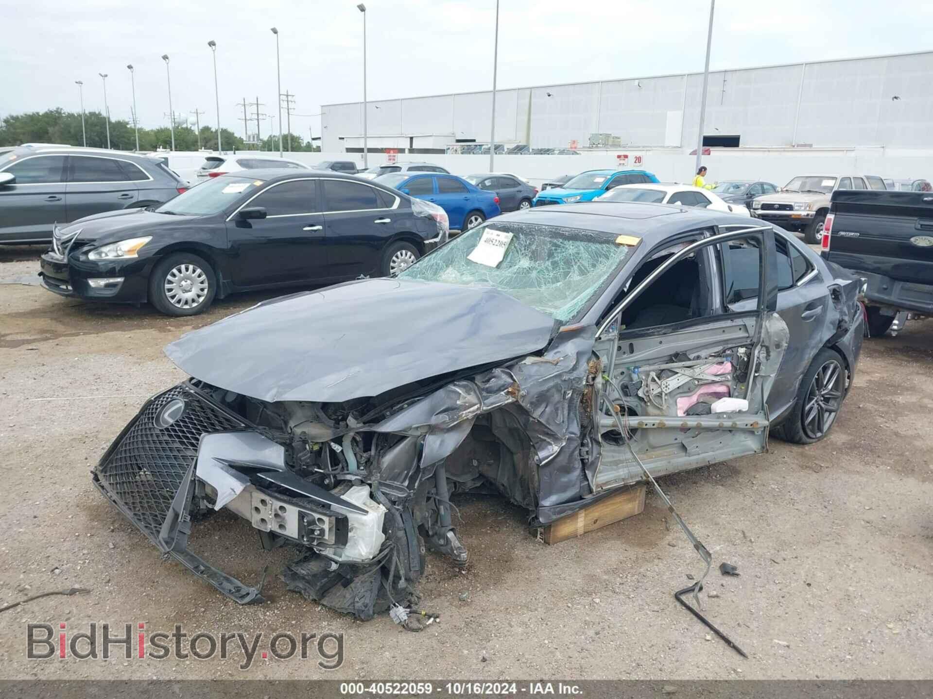2017 LEXUS IS 200T - VIN: JTHBA1D22H5046515 - Photo 2