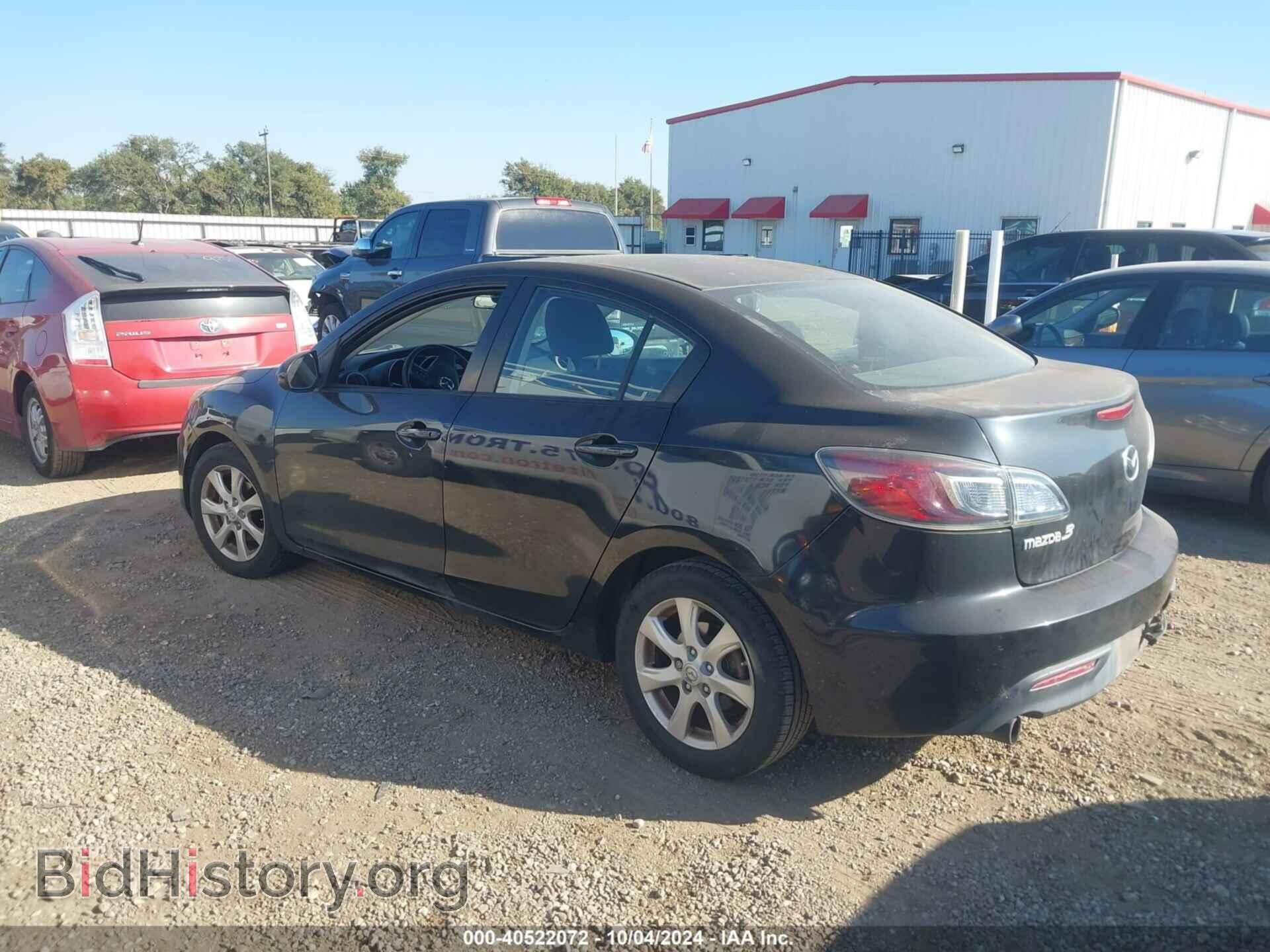 2011 MAZDA MAZDA3 - VIN: JM1BL1VF7B1424954 - Фото 3