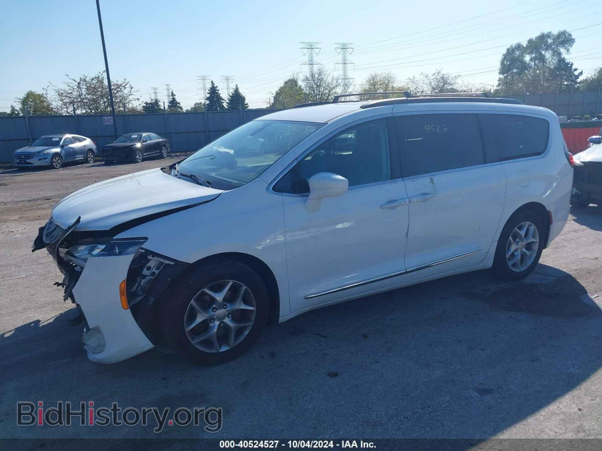 2017 CHRYSLER PACIFICA - VIN: 2C4RC1BG9HR516082 - Photo 2