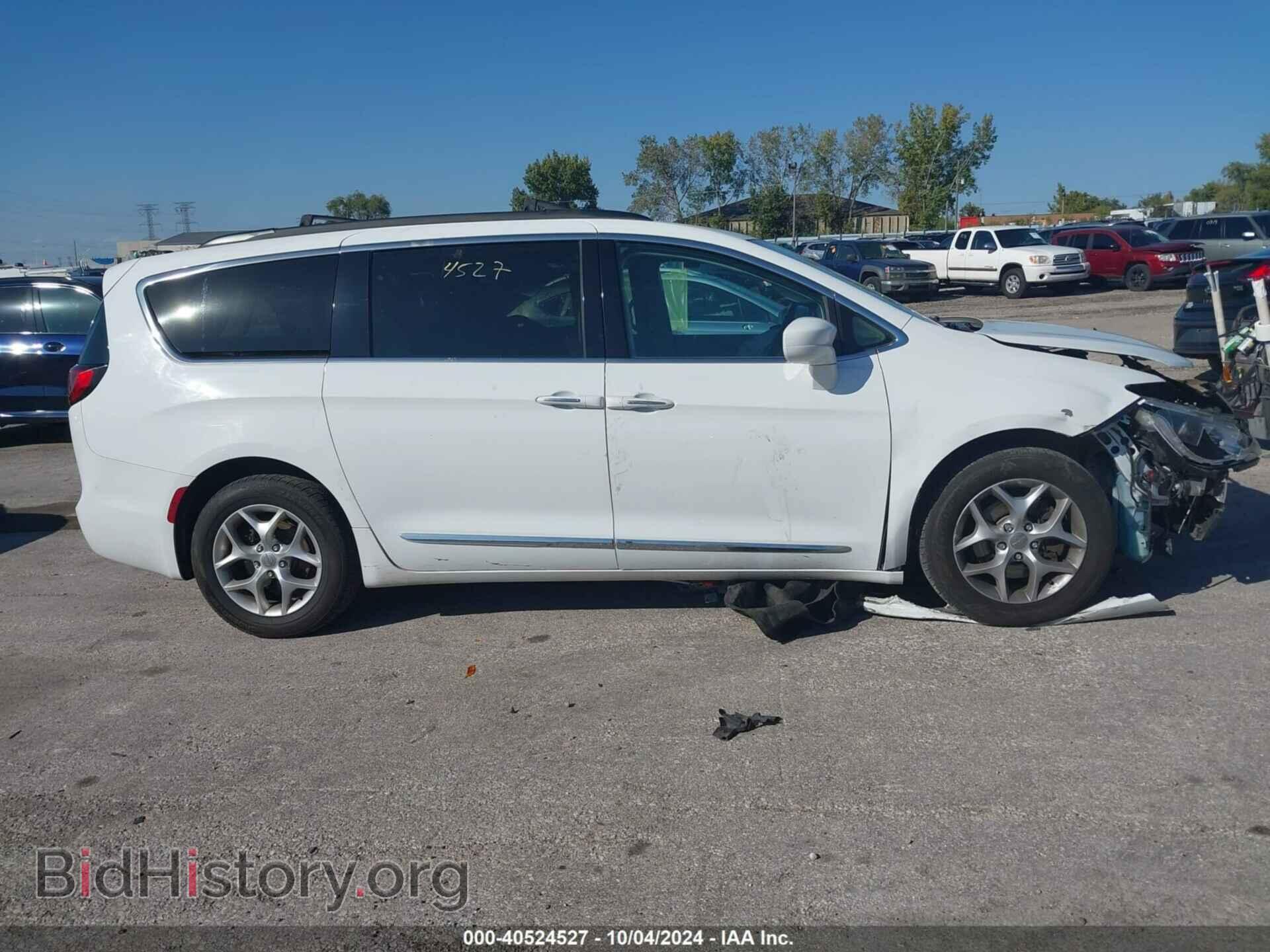 2017 CHRYSLER PACIFICA - VIN: 2C4RC1BG9HR516082 - Photo 13