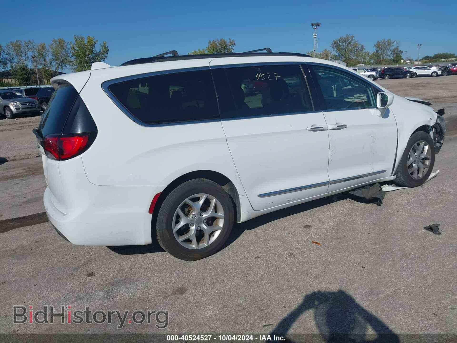 2017 CHRYSLER PACIFICA - VIN: 2C4RC1BG9HR516082 - Photo 4