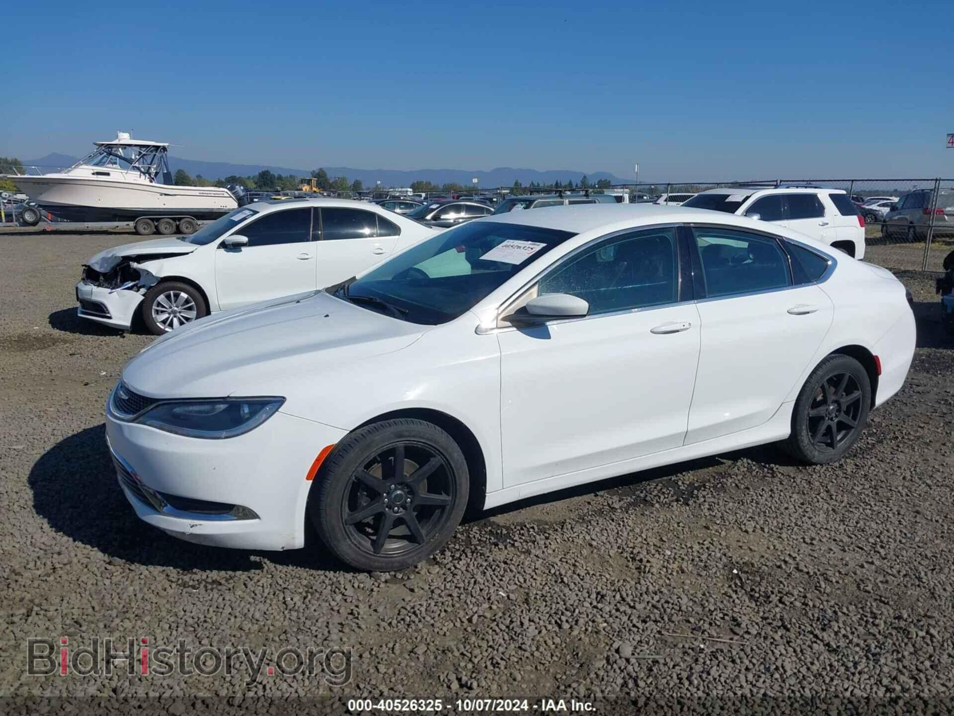 2015 CHRYSLER 200 - VIN: 1C3CCCAB4FN671130 - Фото 2