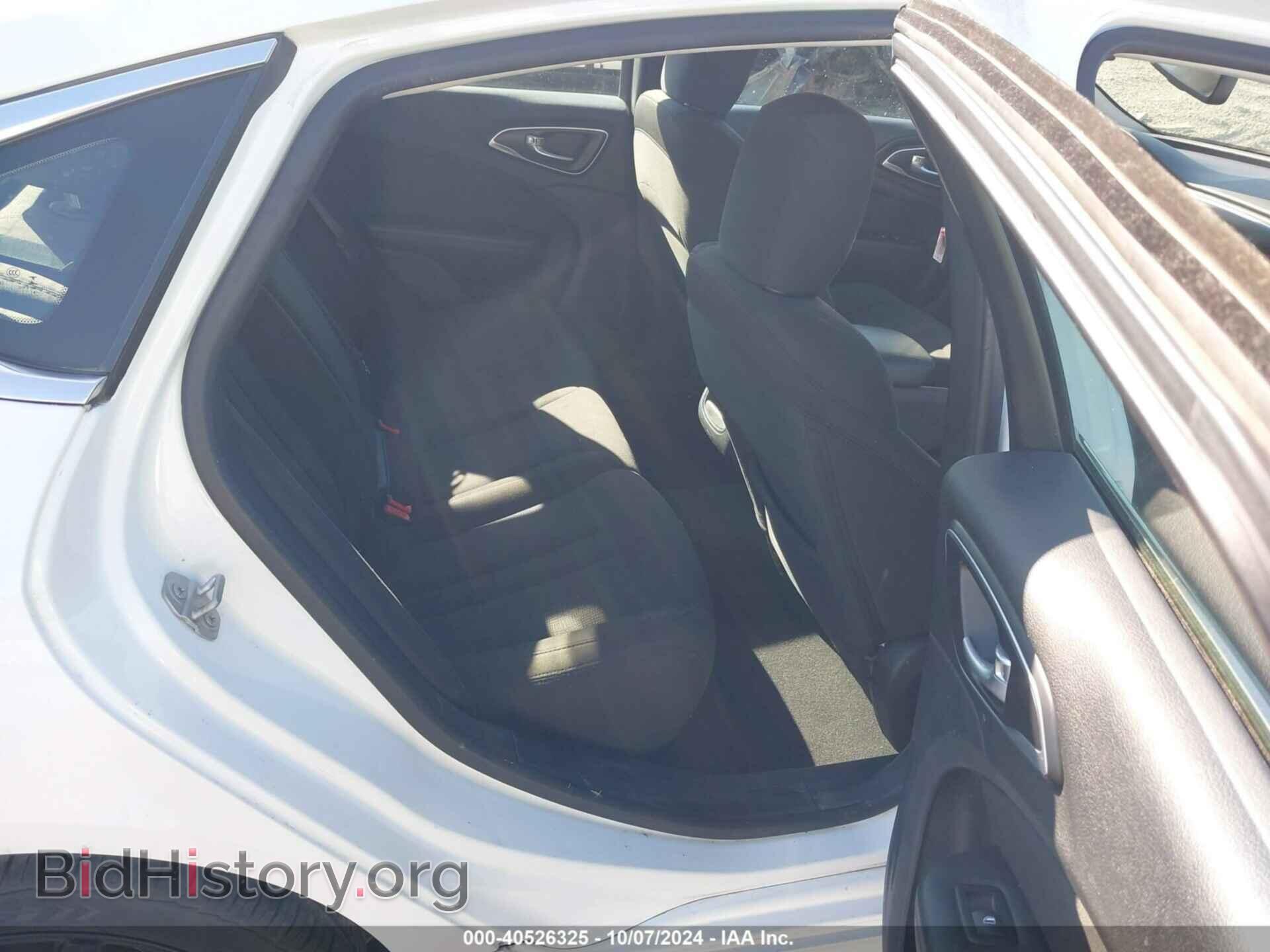 2015 CHRYSLER 200 - VIN: 1C3CCCAB4FN671130 - Фото 8