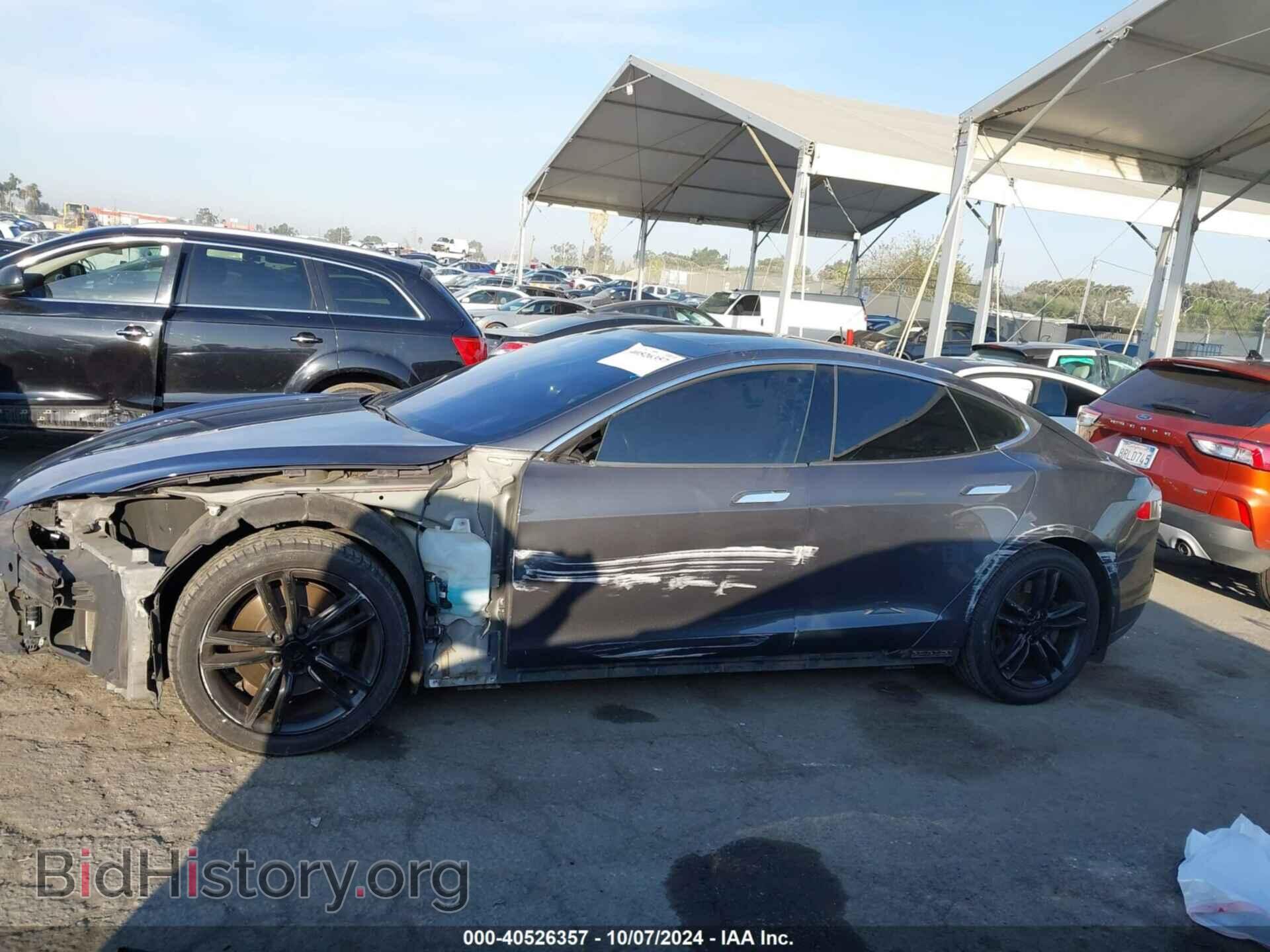 2015 TESLA MODEL S - VIN: 5YJSA1E19FF116997 - Фото 15