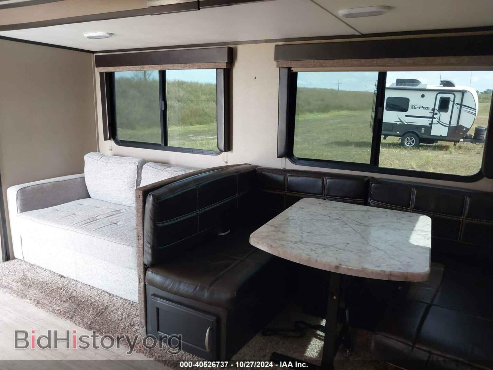2017 GRAND DESIGN IMAGINE - VIN: 573TE3221H3402689 - Photo 8