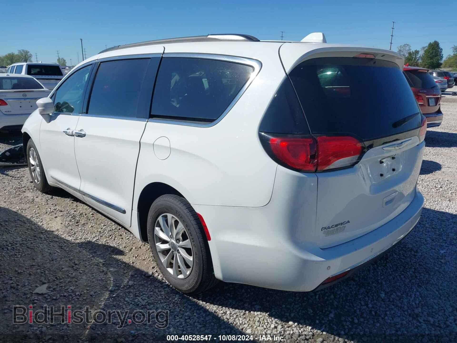 2017 CHRYSLER PACIFICA - VIN: 2C4RC1BG1HR660029 - Фото 3