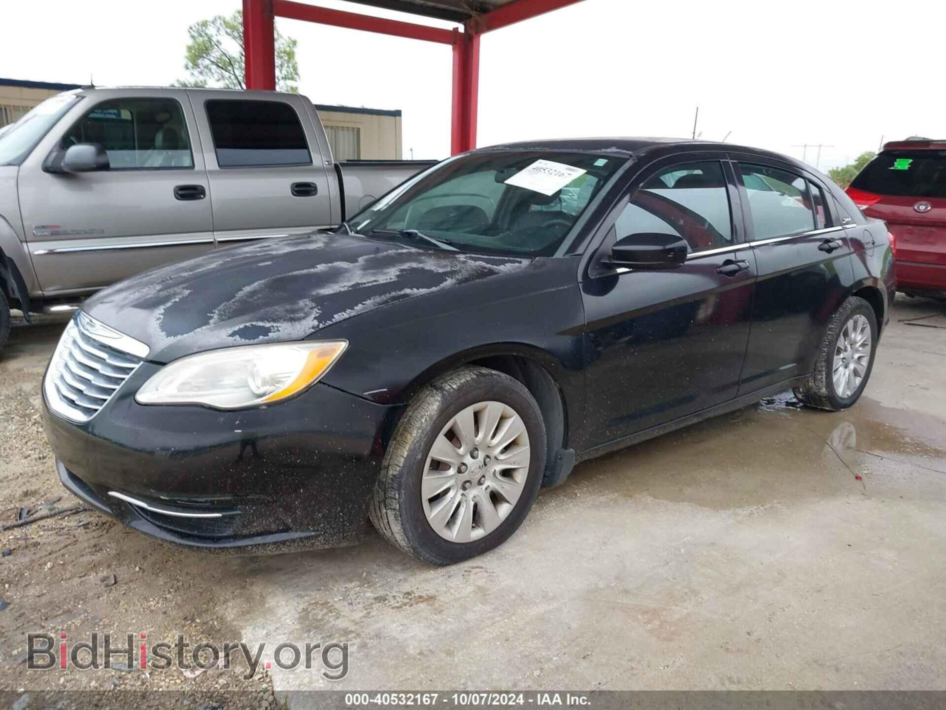 2014 CHRYSLER 200 - VIN: 1C3CCBAB8EN146211 - Фото 2