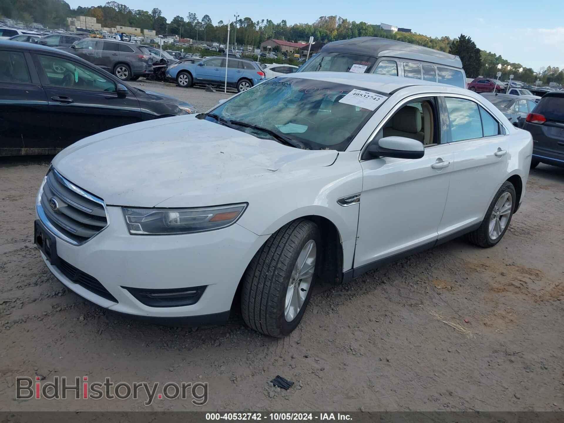 2013 FORD TAURUS - VIN: 1FAHP2E8XDG192183 - Фото 2