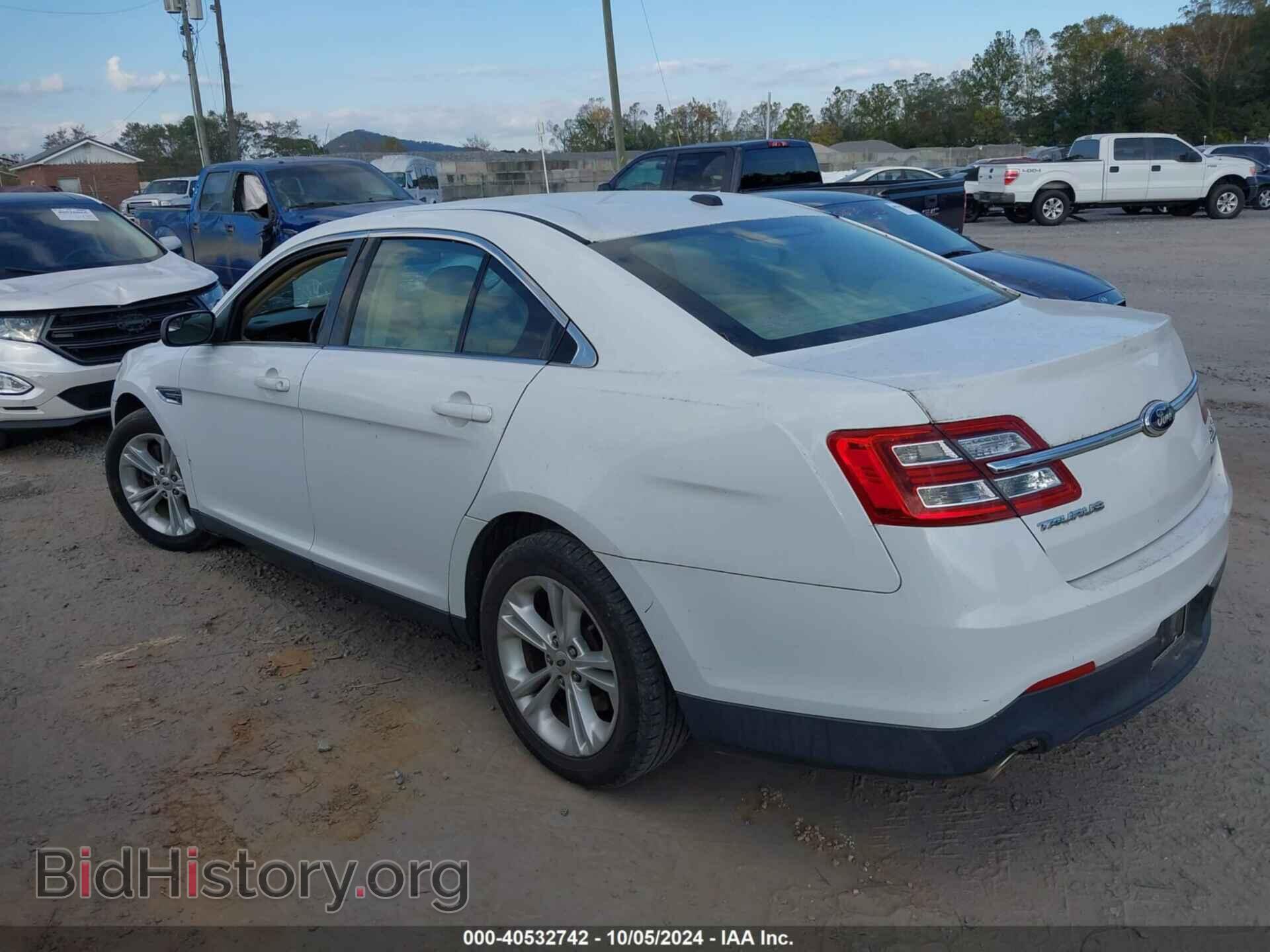 2013 FORD TAURUS - VIN: 1FAHP2E8XDG192183 - Фото 3
