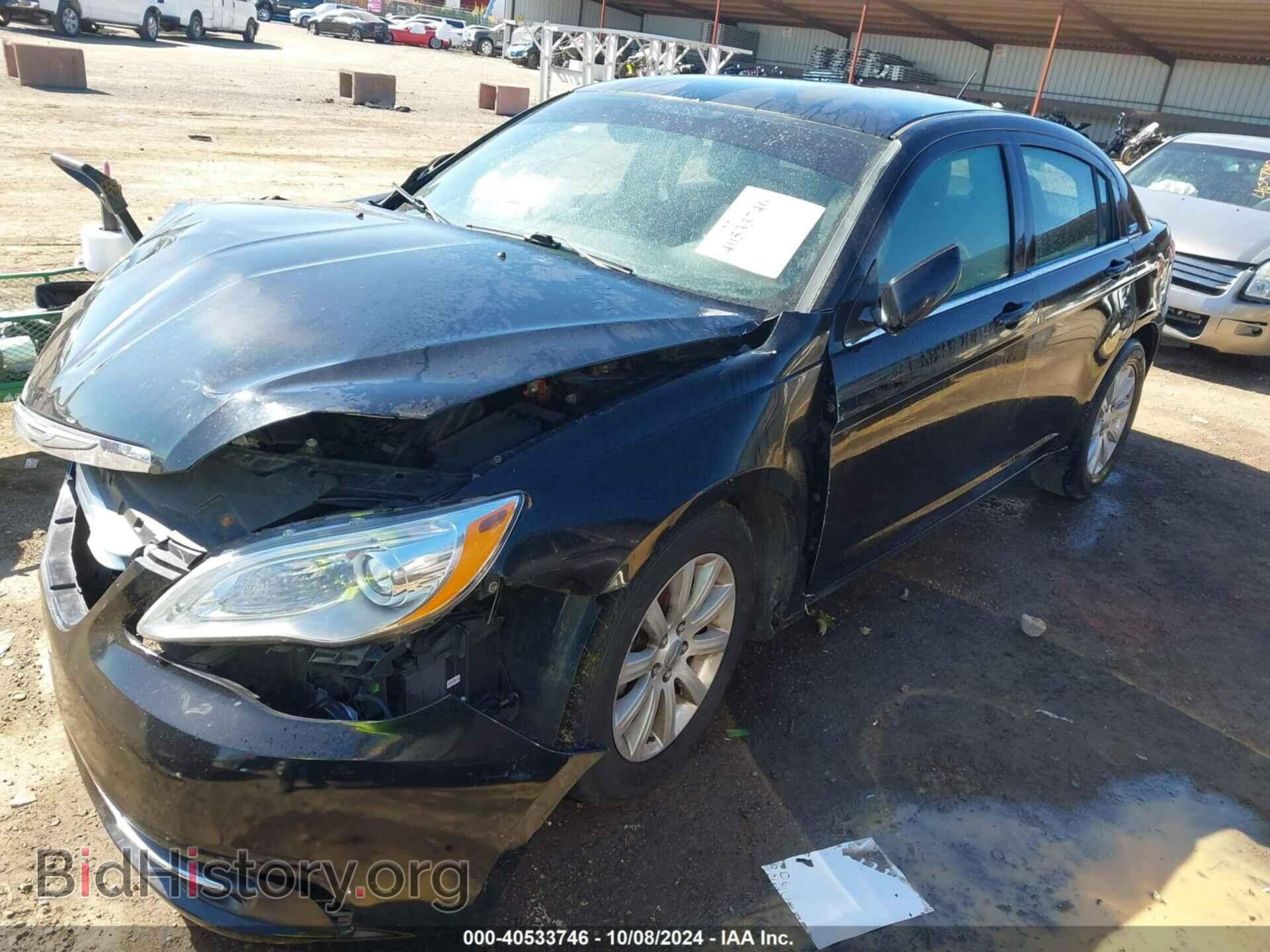 2013 CHRYSLER 200 - VIN: 1C3CCBBB3DN568805 - Фото 2